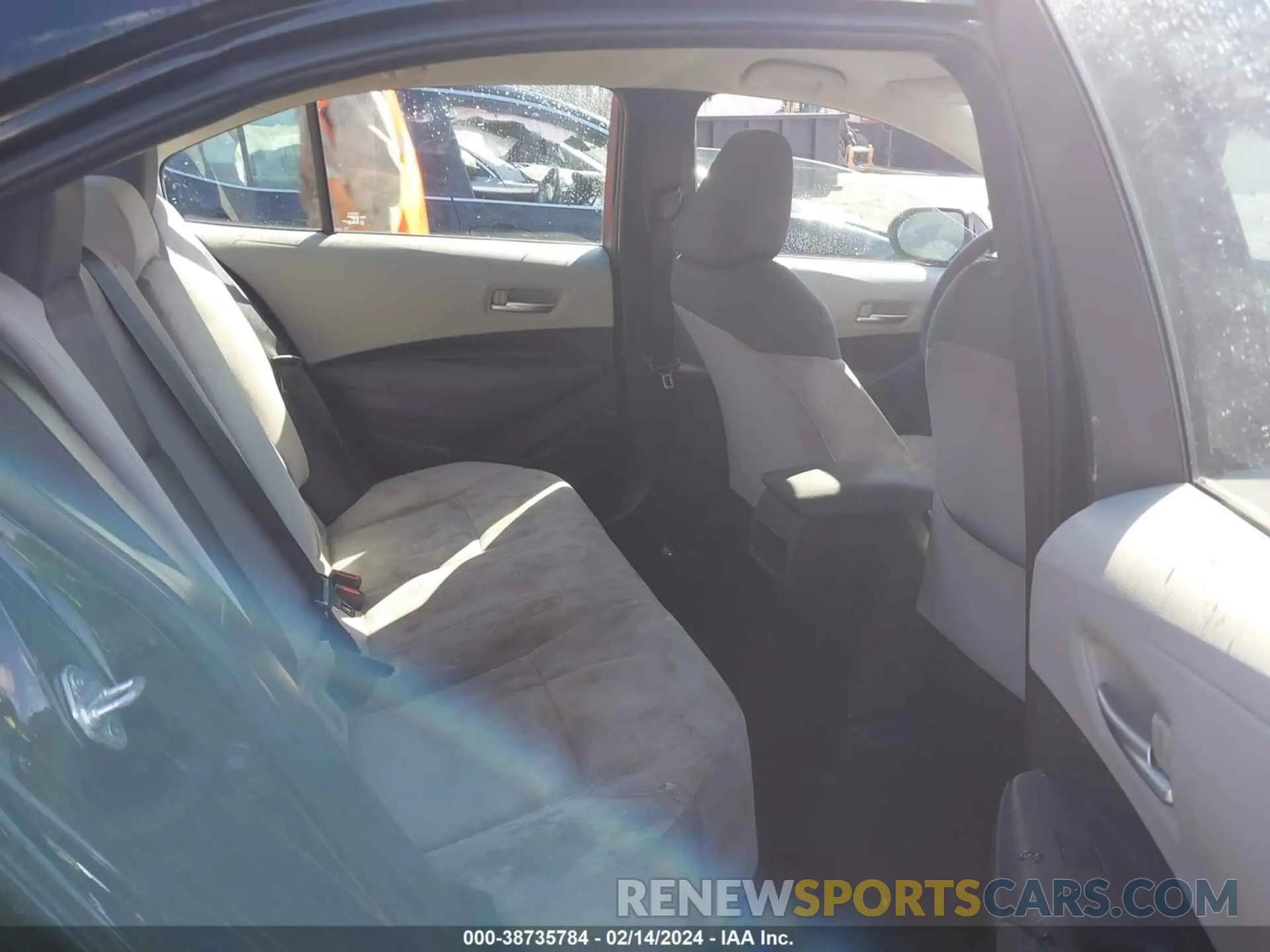 8 Photograph of a damaged car 5YFEPMAE7MP172542 TOYOTA COROLLA 2021