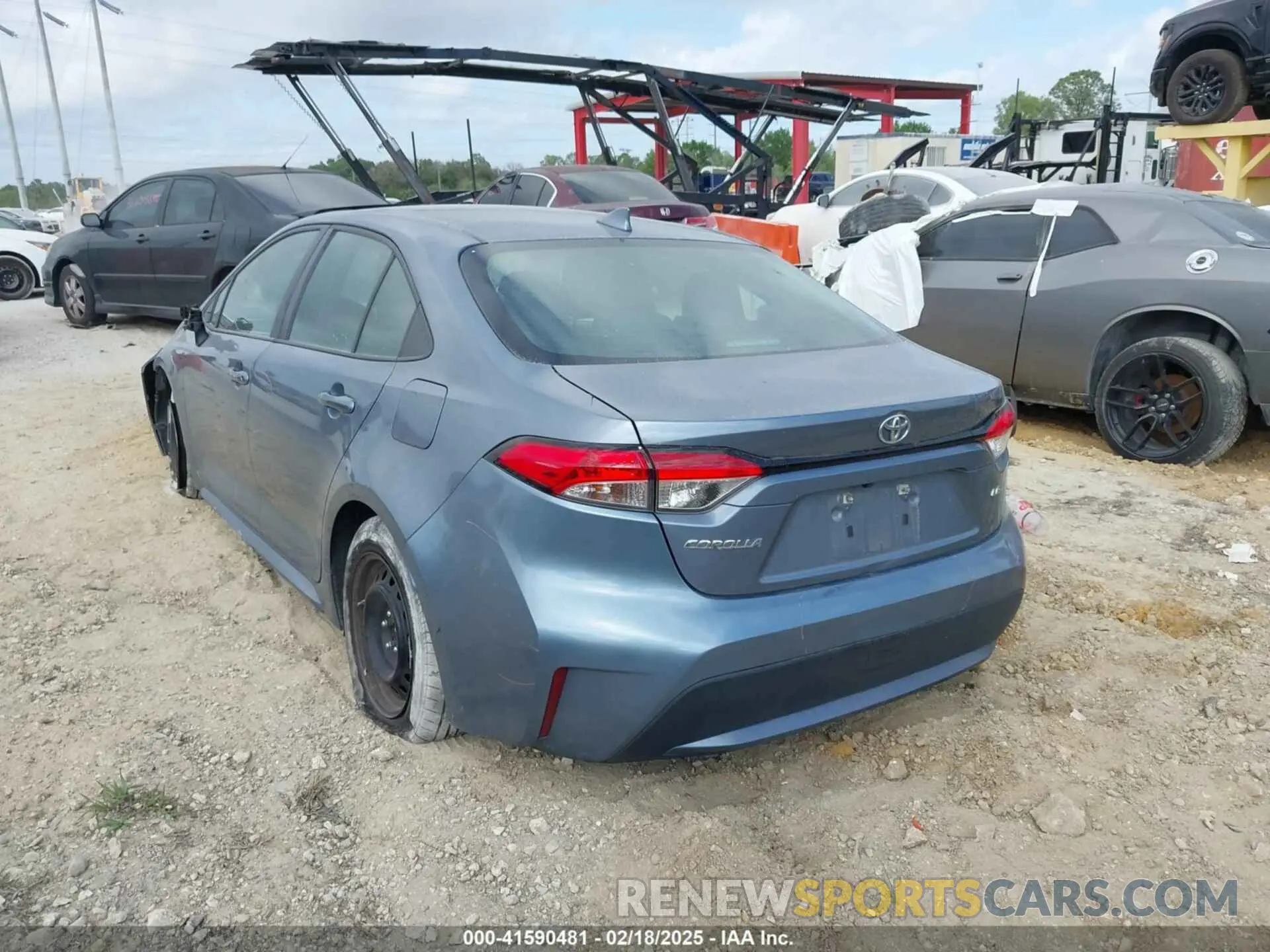3 Photograph of a damaged car 5YFEPMAE7MP180639 TOYOTA COROLLA 2021