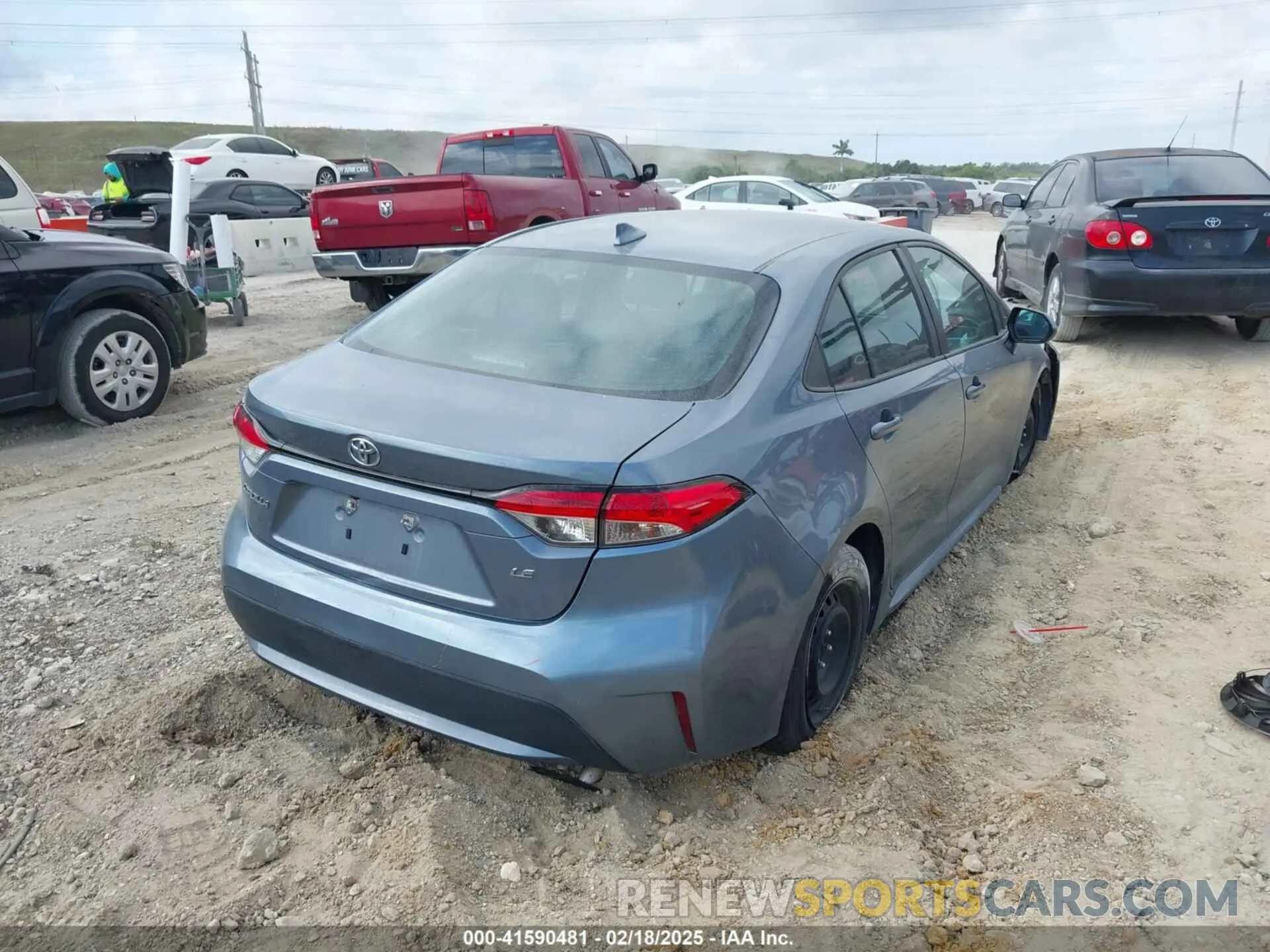 4 Photograph of a damaged car 5YFEPMAE7MP180639 TOYOTA COROLLA 2021