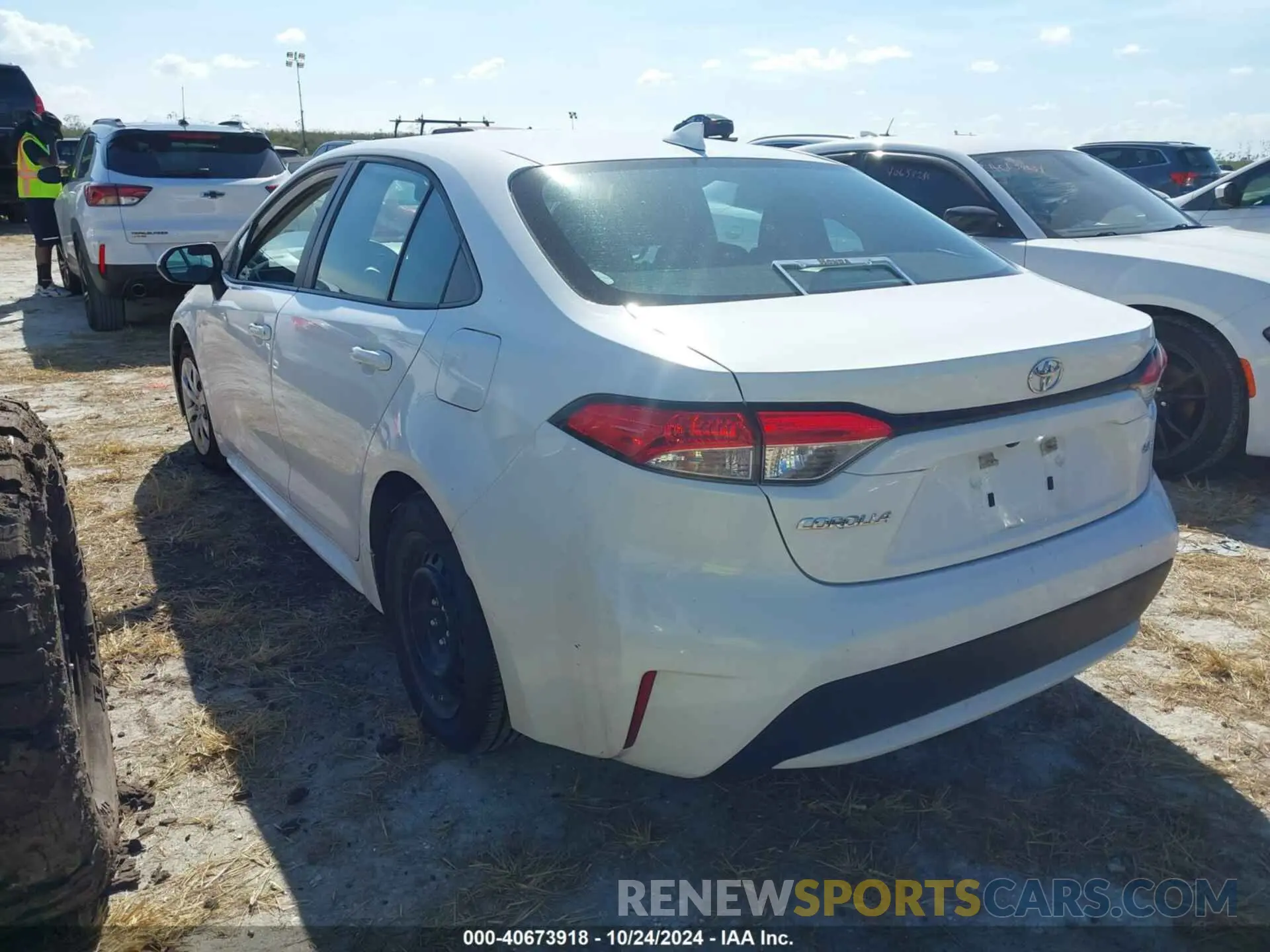 3 Photograph of a damaged car 5YFEPMAE7MP182813 TOYOTA COROLLA 2021