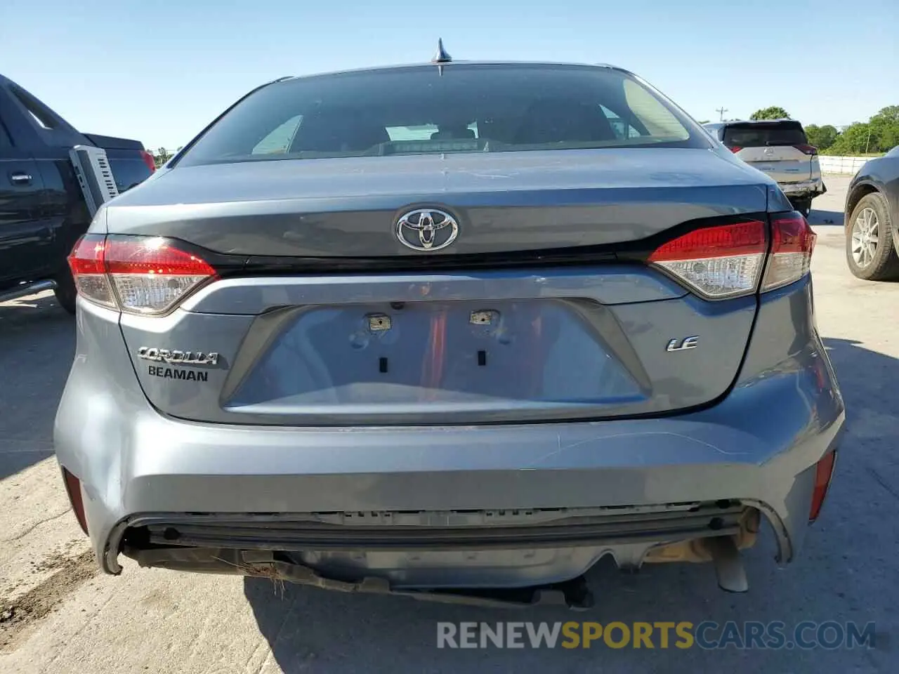 6 Photograph of a damaged car 5YFEPMAE7MP184402 TOYOTA COROLLA 2021
