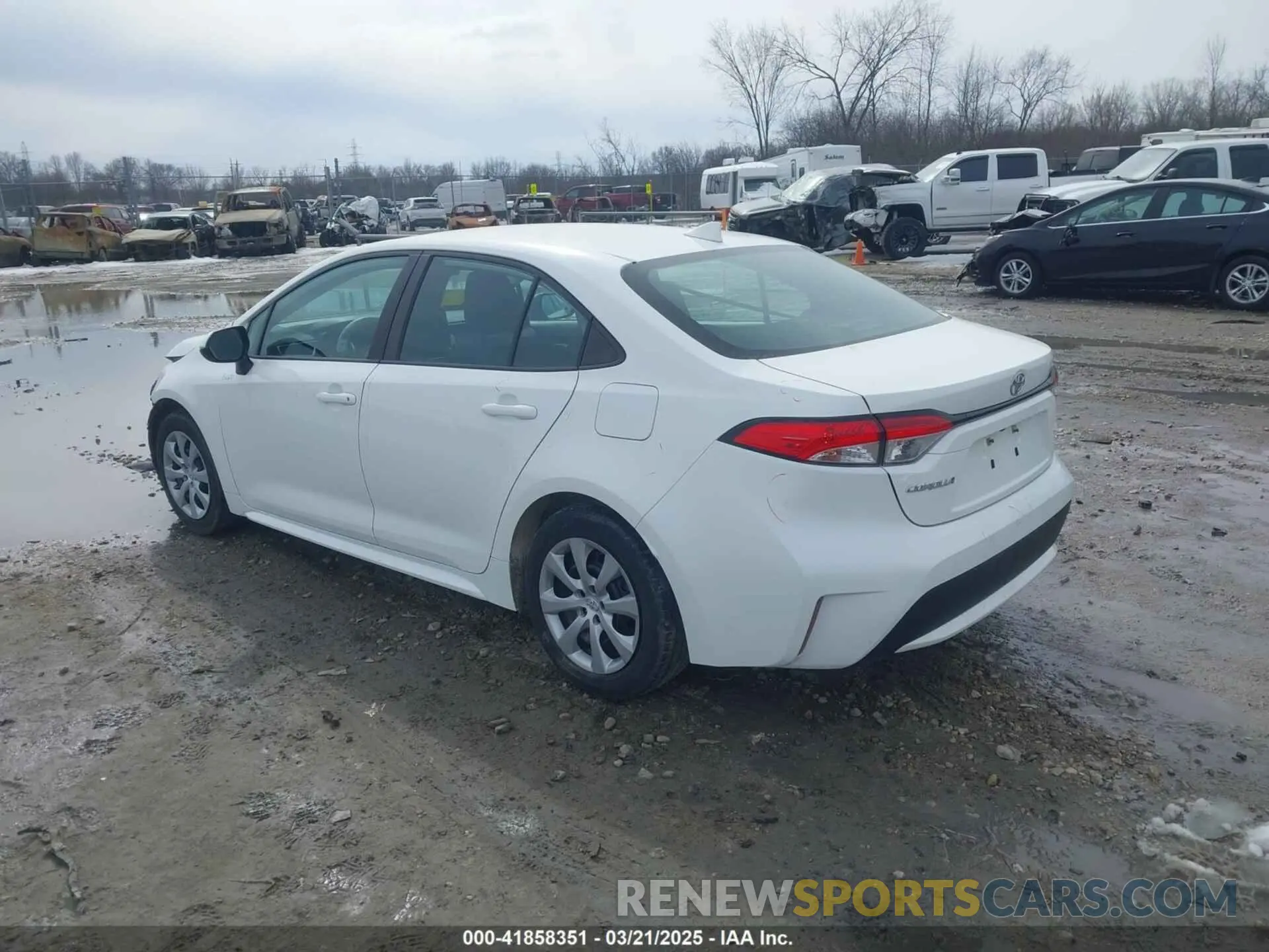 3 Photograph of a damaged car 5YFEPMAE7MP185968 TOYOTA COROLLA 2021