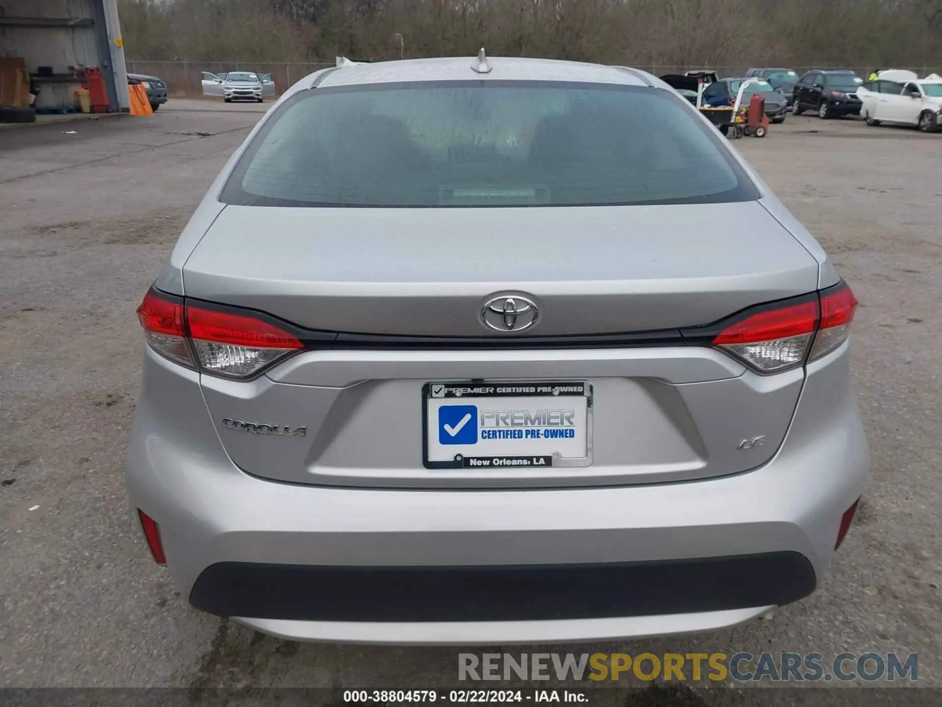 16 Photograph of a damaged car 5YFEPMAE7MP186120 TOYOTA COROLLA 2021