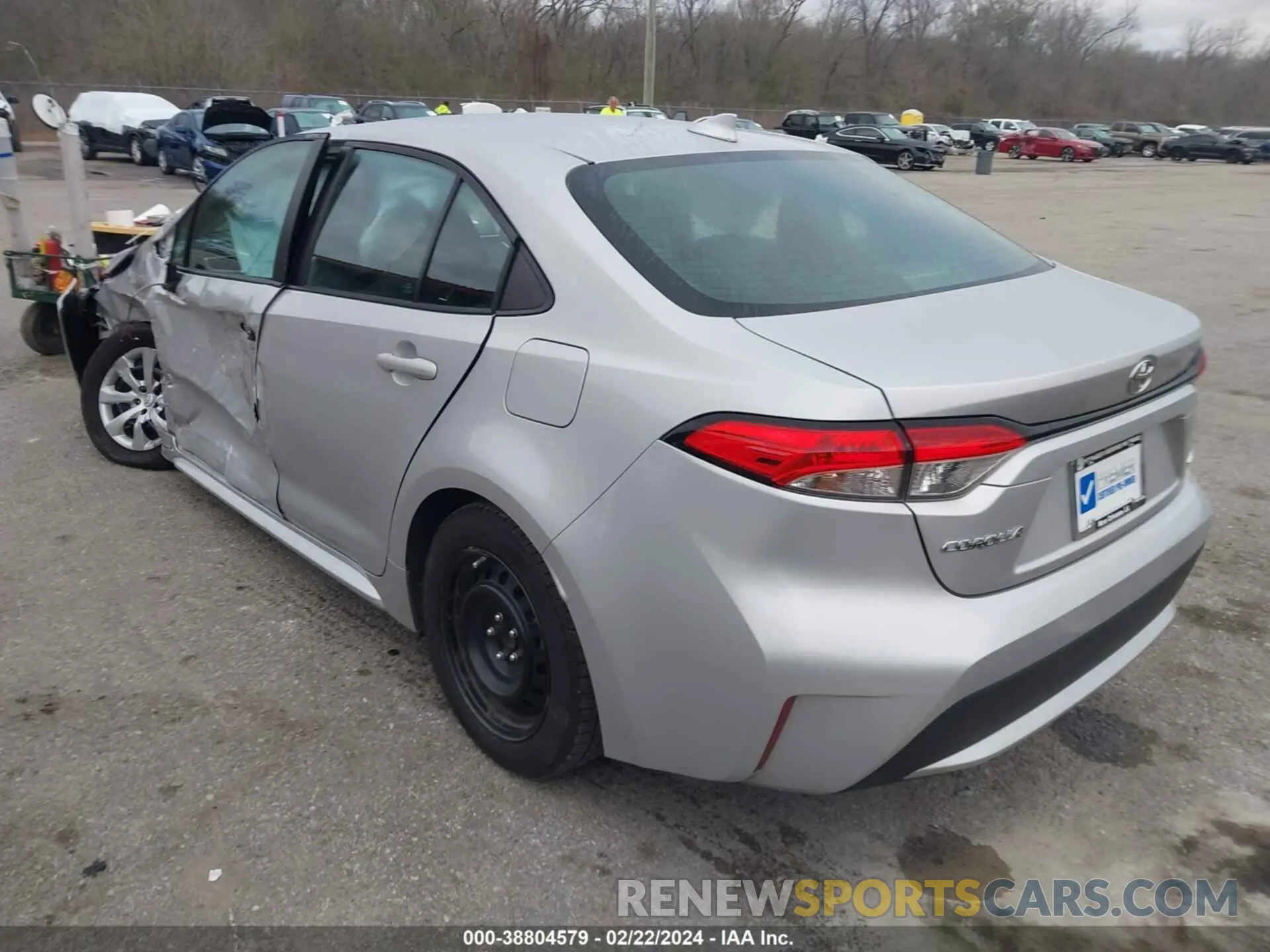 3 Photograph of a damaged car 5YFEPMAE7MP186120 TOYOTA COROLLA 2021