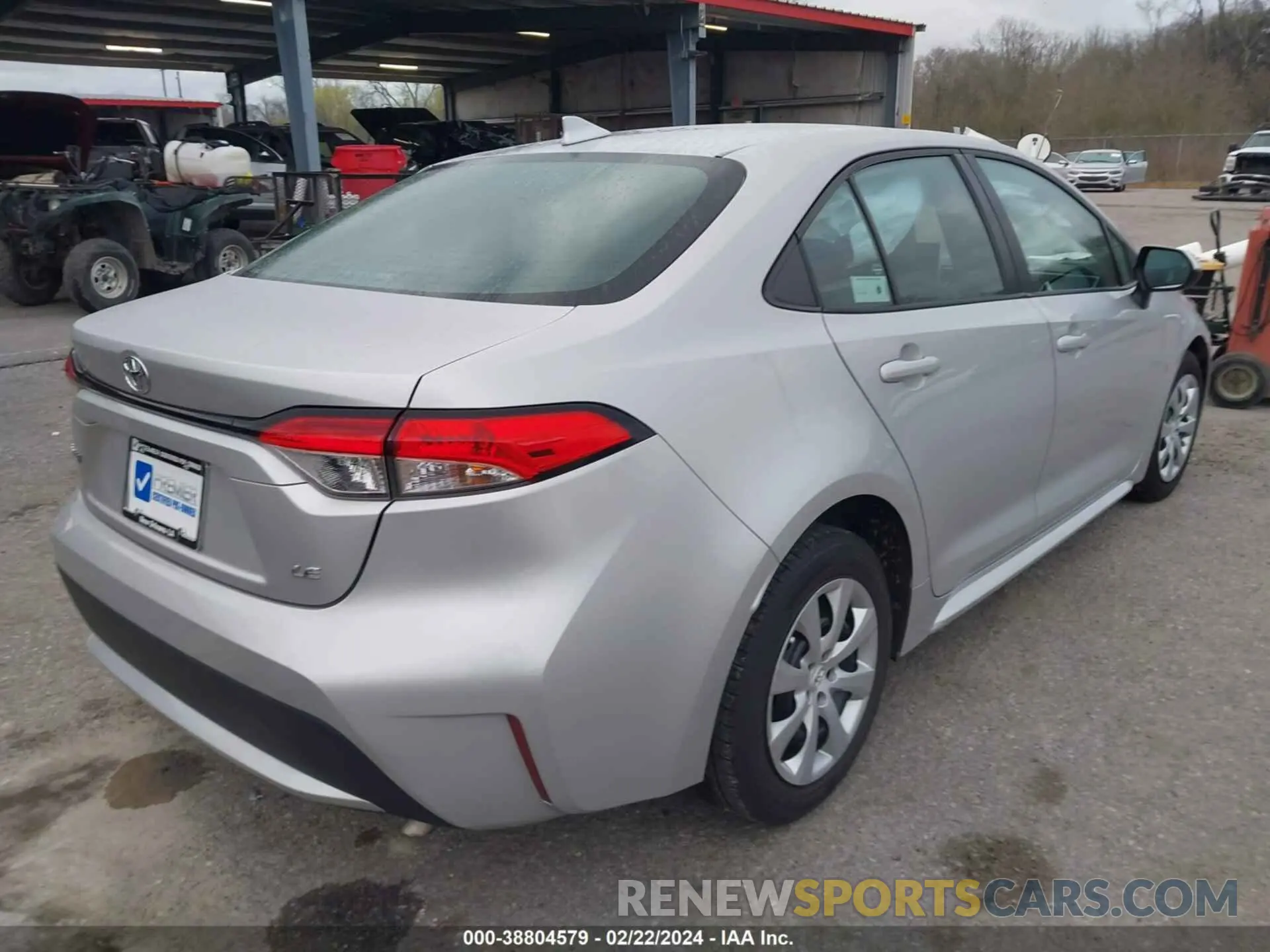 4 Photograph of a damaged car 5YFEPMAE7MP186120 TOYOTA COROLLA 2021