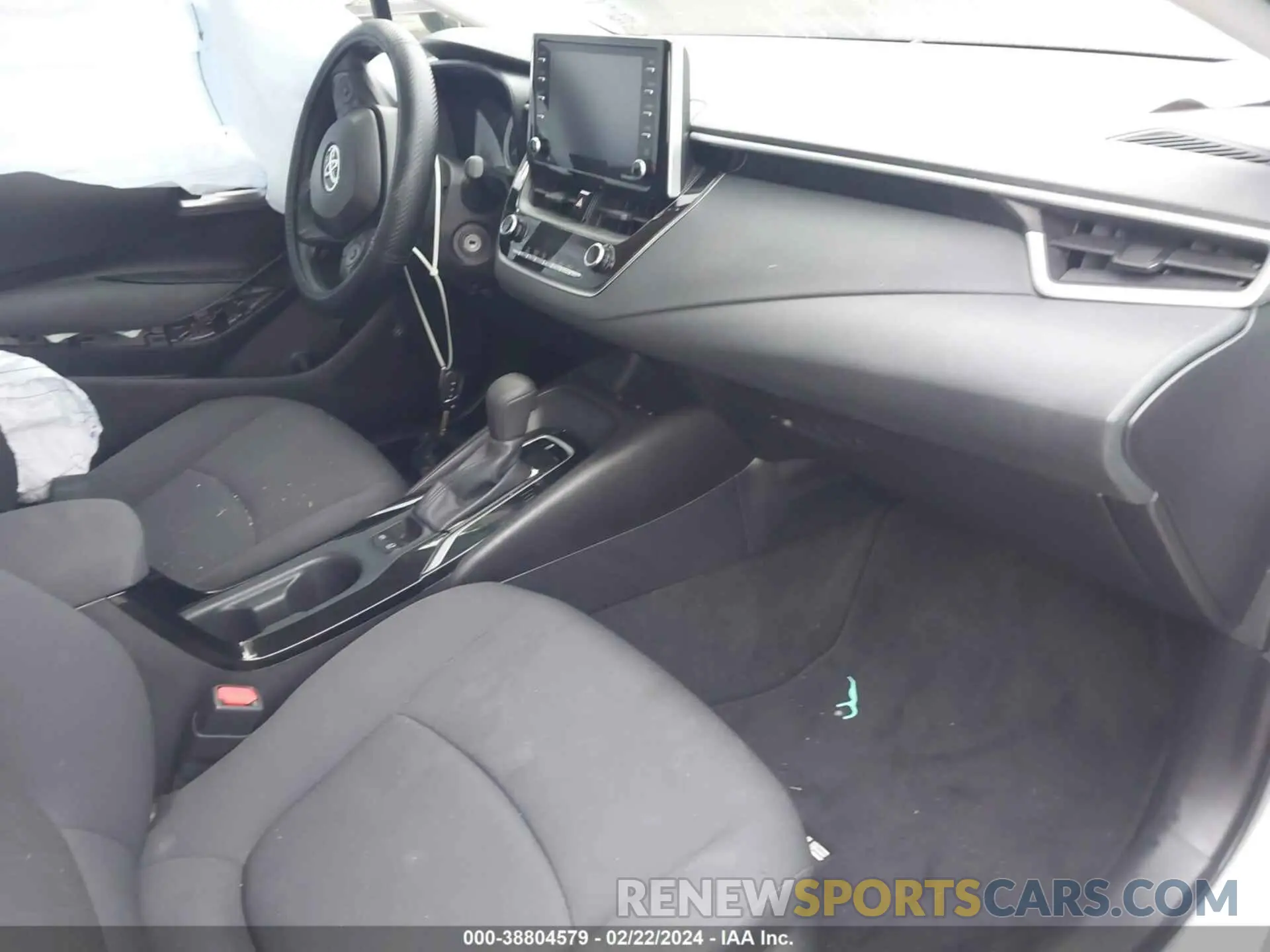 5 Photograph of a damaged car 5YFEPMAE7MP186120 TOYOTA COROLLA 2021