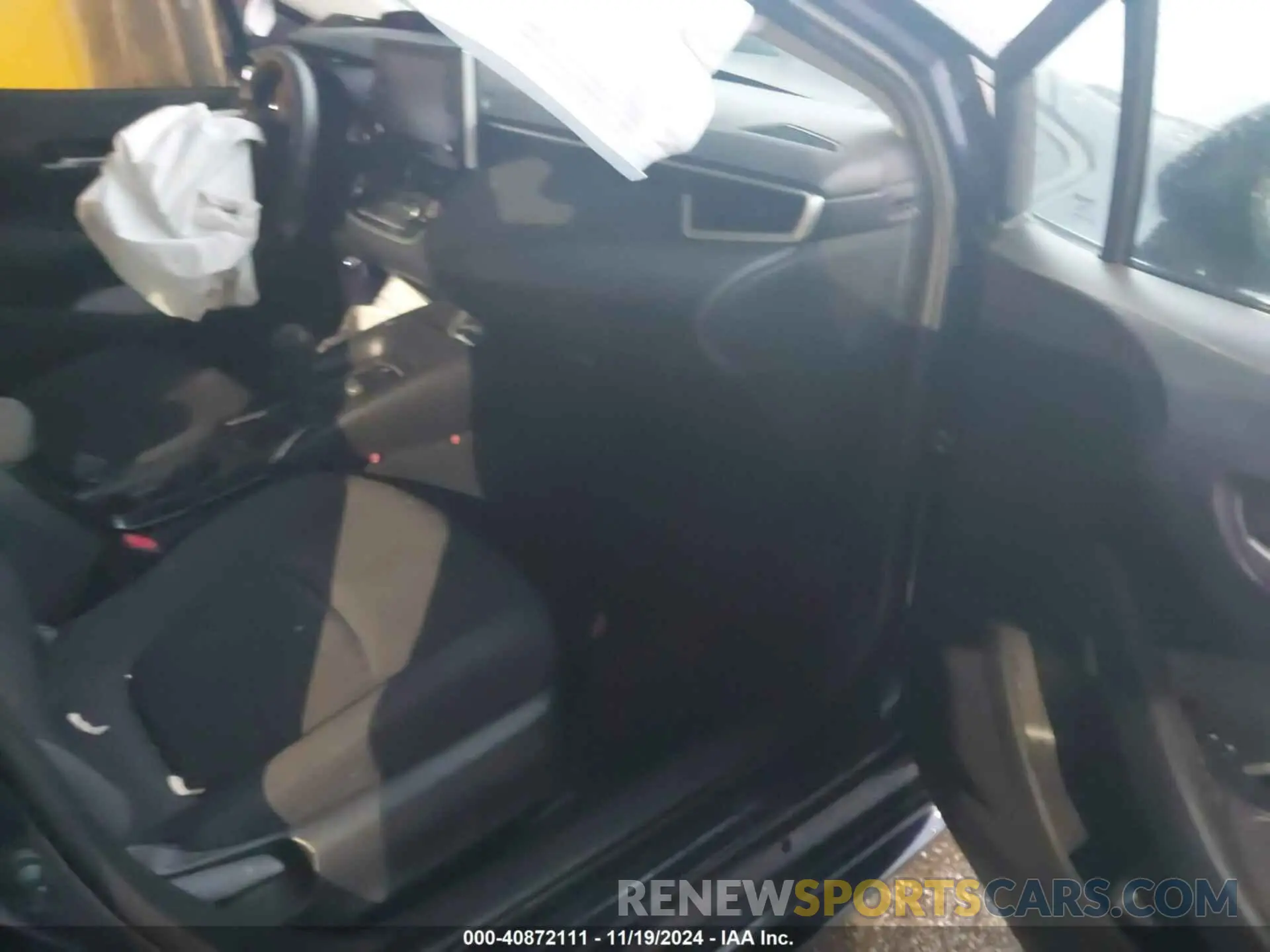 5 Photograph of a damaged car 5YFEPMAE7MP188045 TOYOTA COROLLA 2021