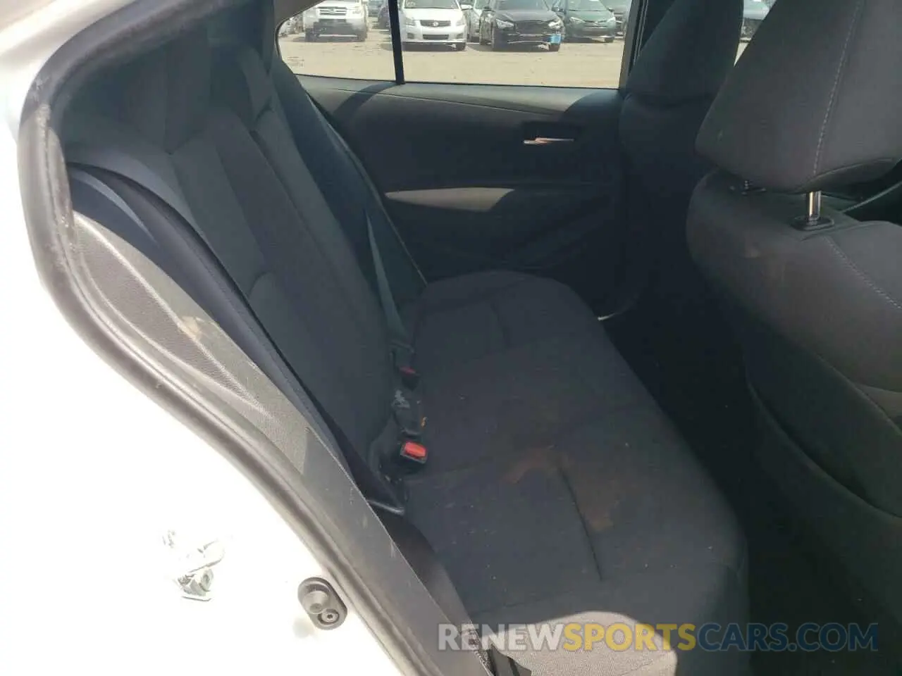 10 Photograph of a damaged car 5YFEPMAE7MP189048 TOYOTA COROLLA 2021