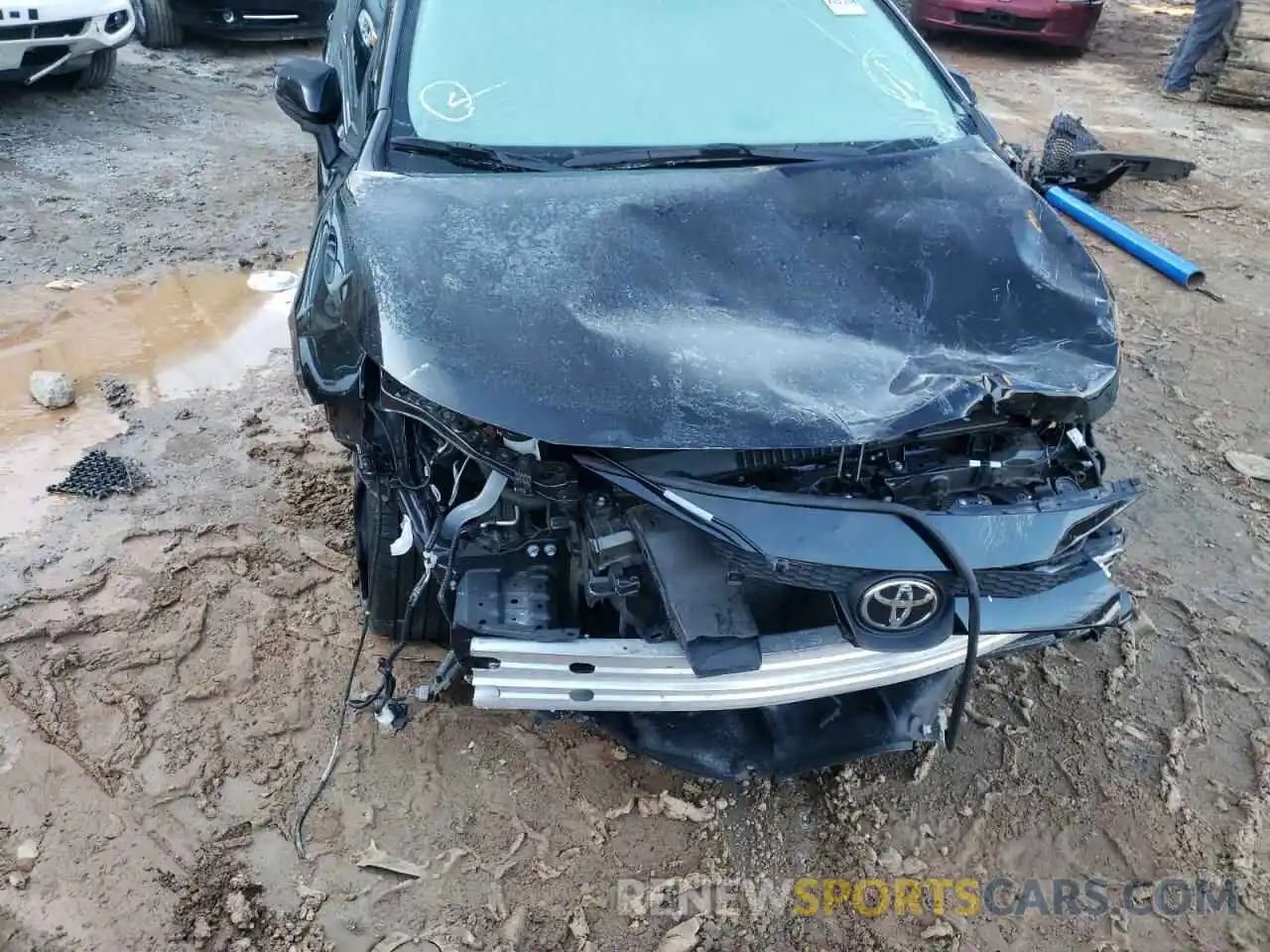 9 Photograph of a damaged car 5YFEPMAE7MP192290 TOYOTA COROLLA 2021