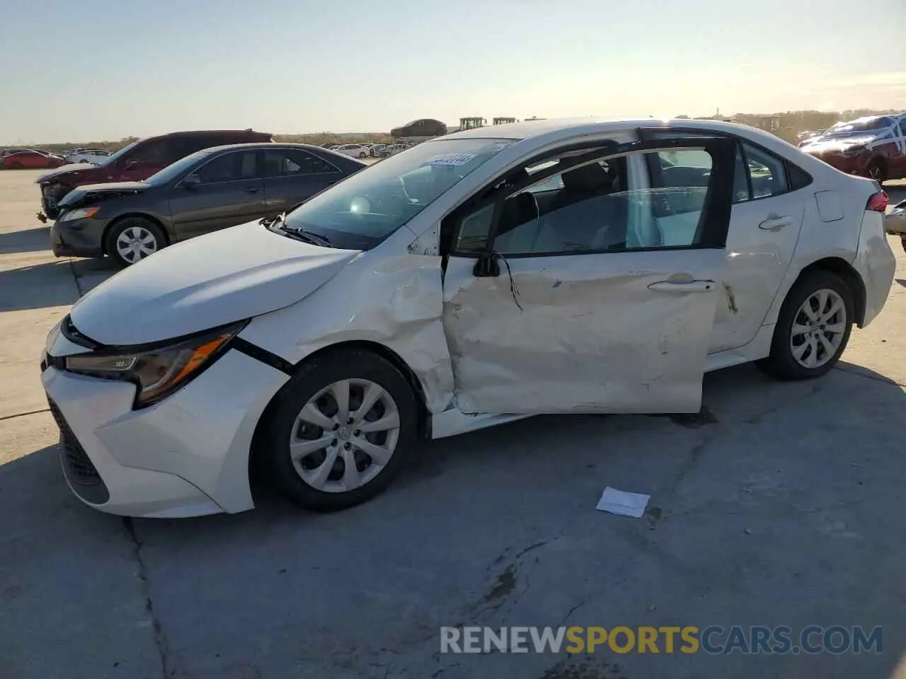 1 Photograph of a damaged car 5YFEPMAE7MP193259 TOYOTA COROLLA 2021