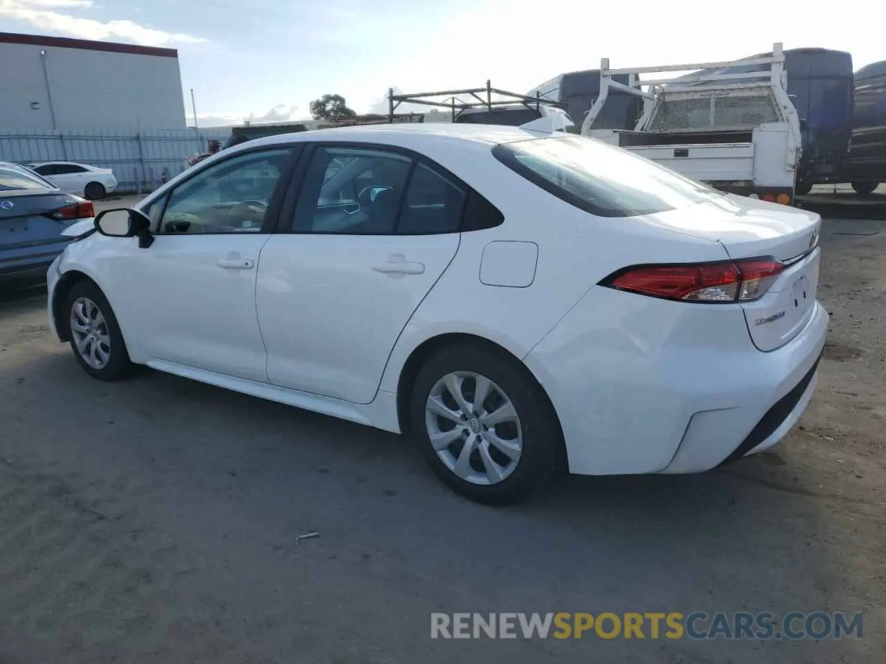 2 Photograph of a damaged car 5YFEPMAE7MP202963 TOYOTA COROLLA 2021
