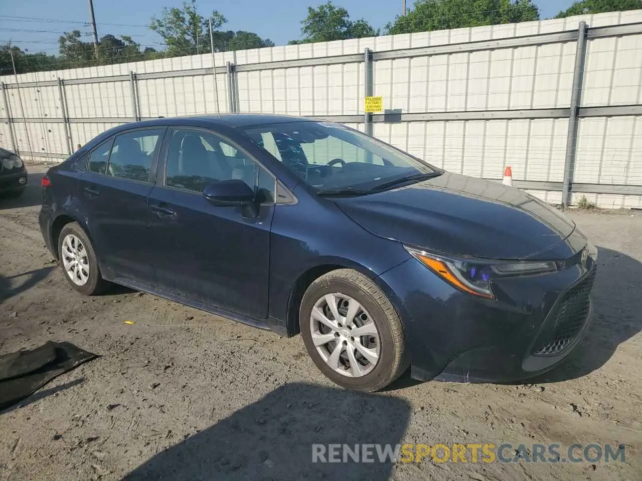 4 Photograph of a damaged car 5YFEPMAE7MP204373 TOYOTA COROLLA 2021