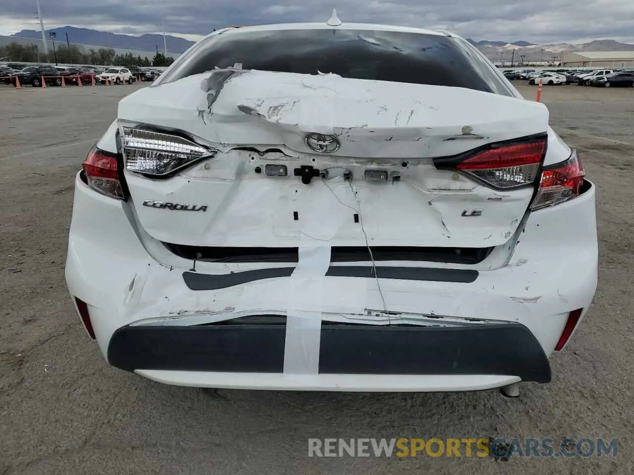 6 Photograph of a damaged car 5YFEPMAE7MP204454 TOYOTA COROLLA 2021