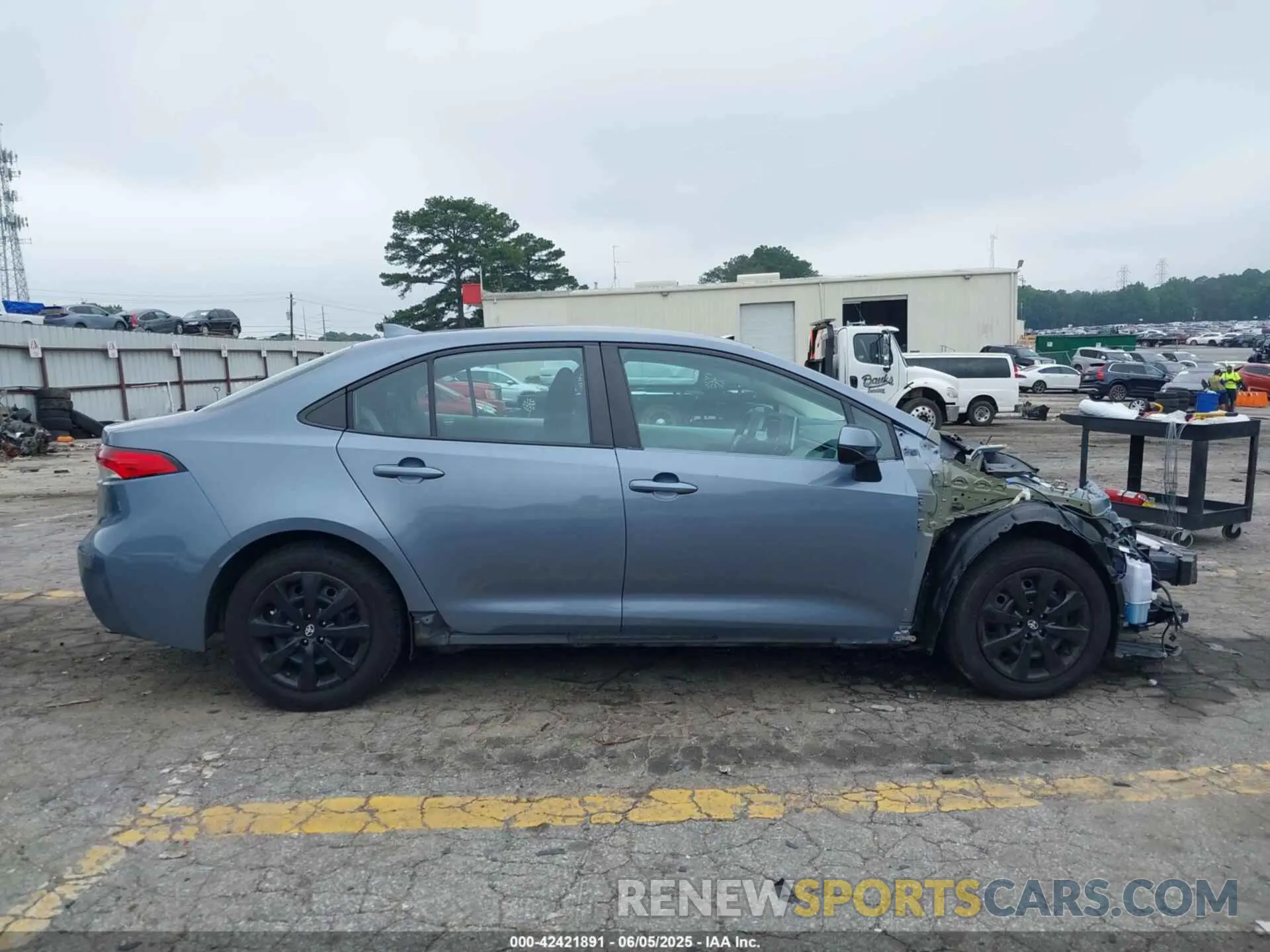 14 Photograph of a damaged car 5YFEPMAE7MP205748 TOYOTA COROLLA 2021