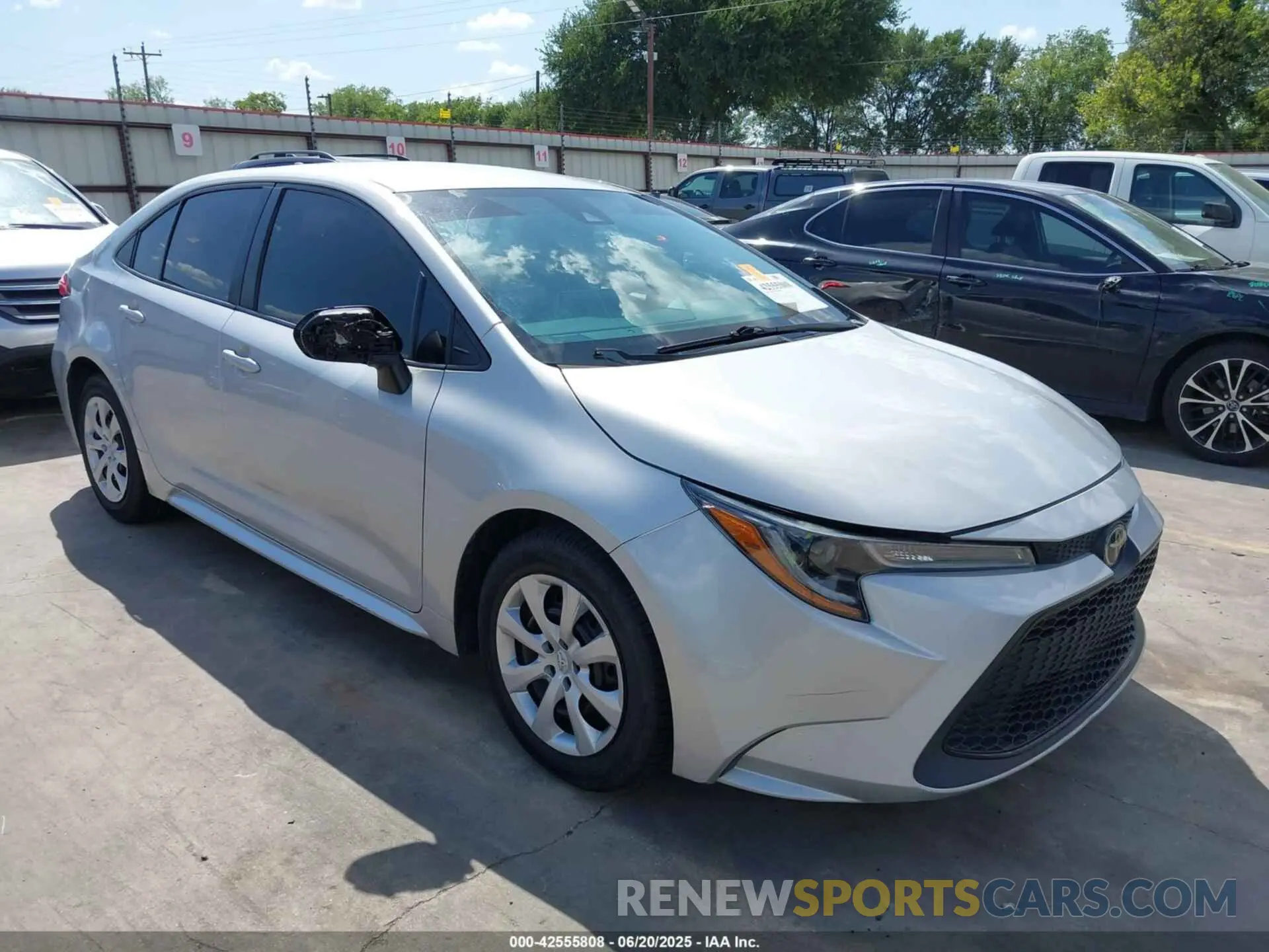 1 Photograph of a damaged car 5YFEPMAE7MP207225 TOYOTA COROLLA 2021