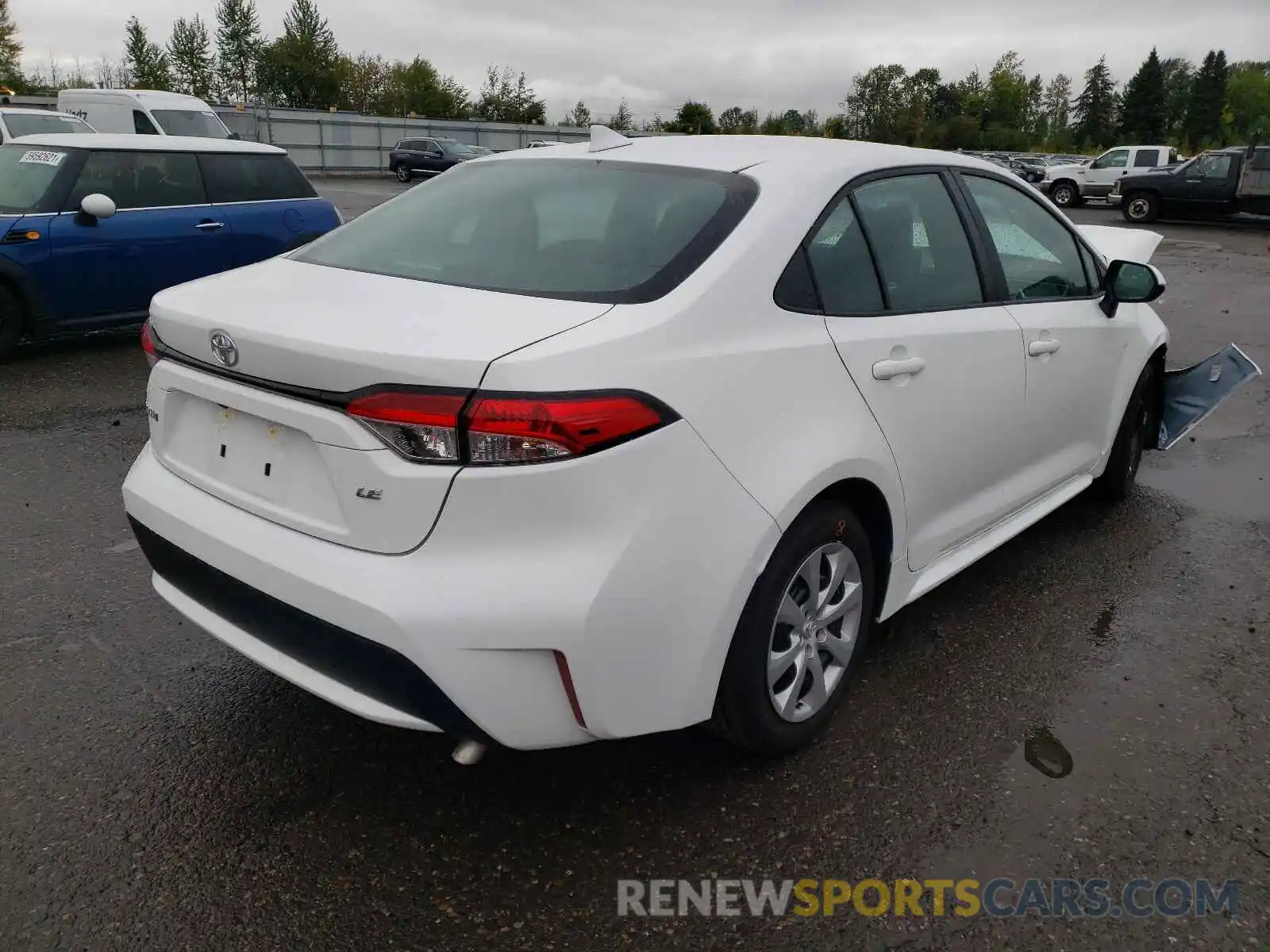 4 Photograph of a damaged car 5YFEPMAE7MP212926 TOYOTA COROLLA 2021