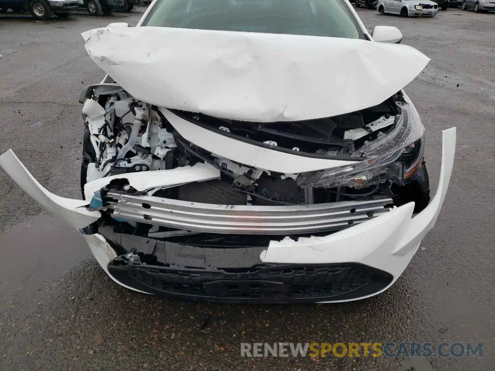 9 Photograph of a damaged car 5YFEPMAE7MP212926 TOYOTA COROLLA 2021