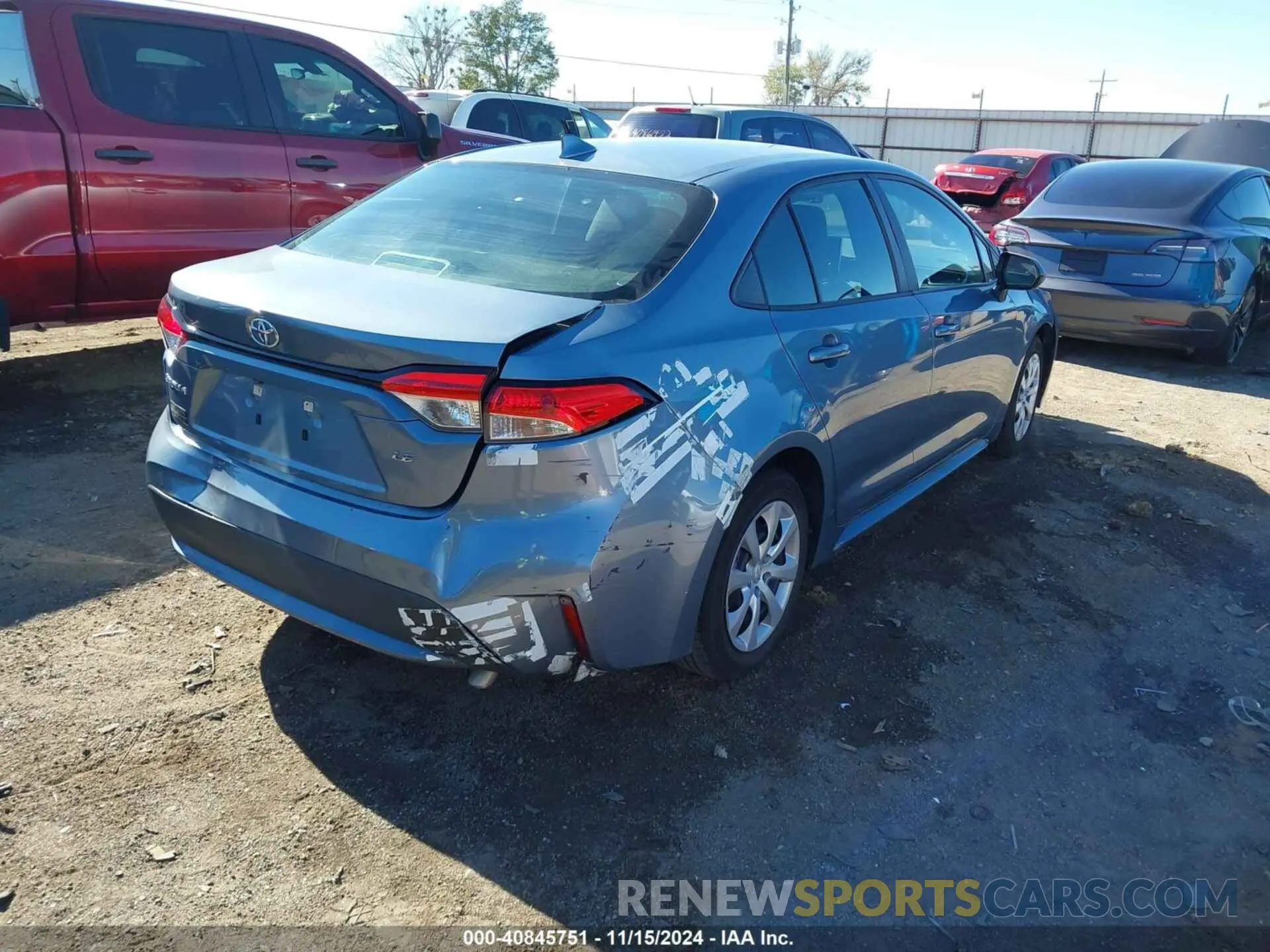 4 Photograph of a damaged car 5YFEPMAE7MP222761 TOYOTA COROLLA 2021