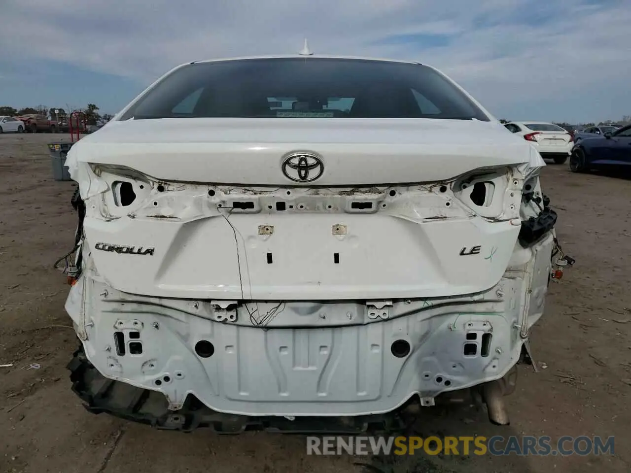 6 Photograph of a damaged car 5YFEPMAE7MP223778 TOYOTA COROLLA 2021