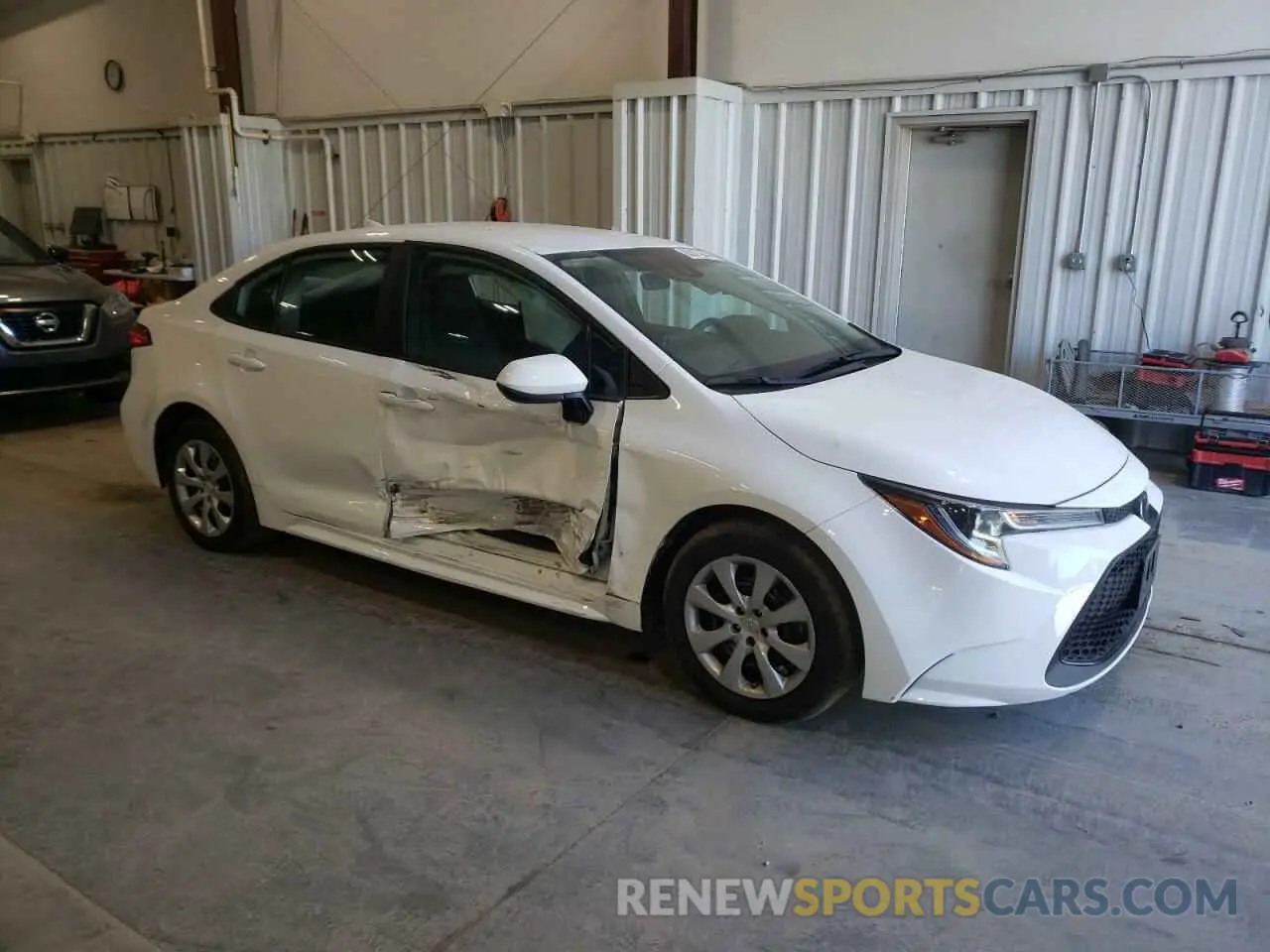 4 Photograph of a damaged car 5YFEPMAE7MP225675 TOYOTA COROLLA 2021