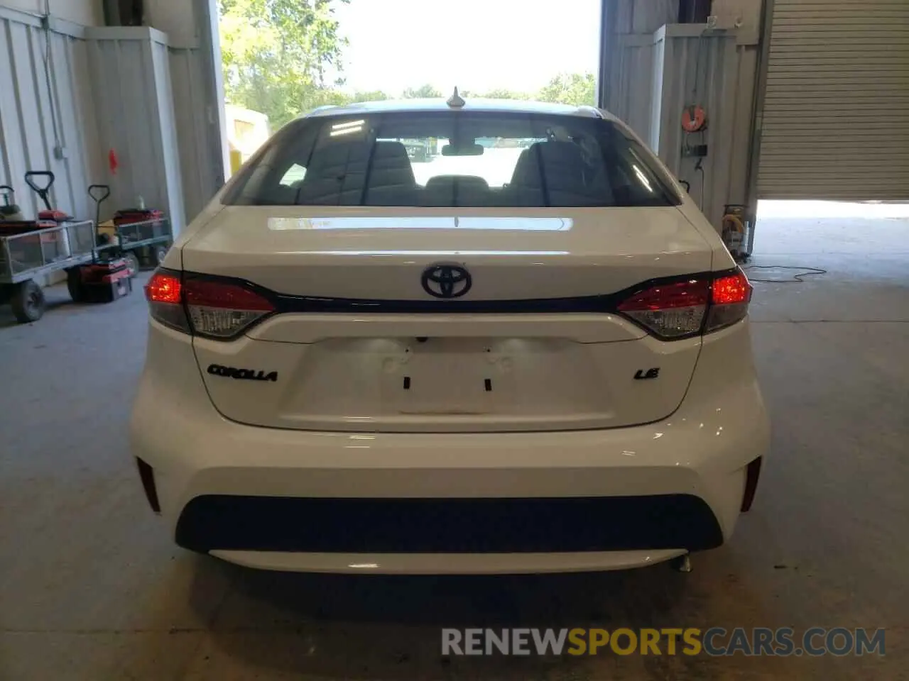 6 Photograph of a damaged car 5YFEPMAE7MP225675 TOYOTA COROLLA 2021
