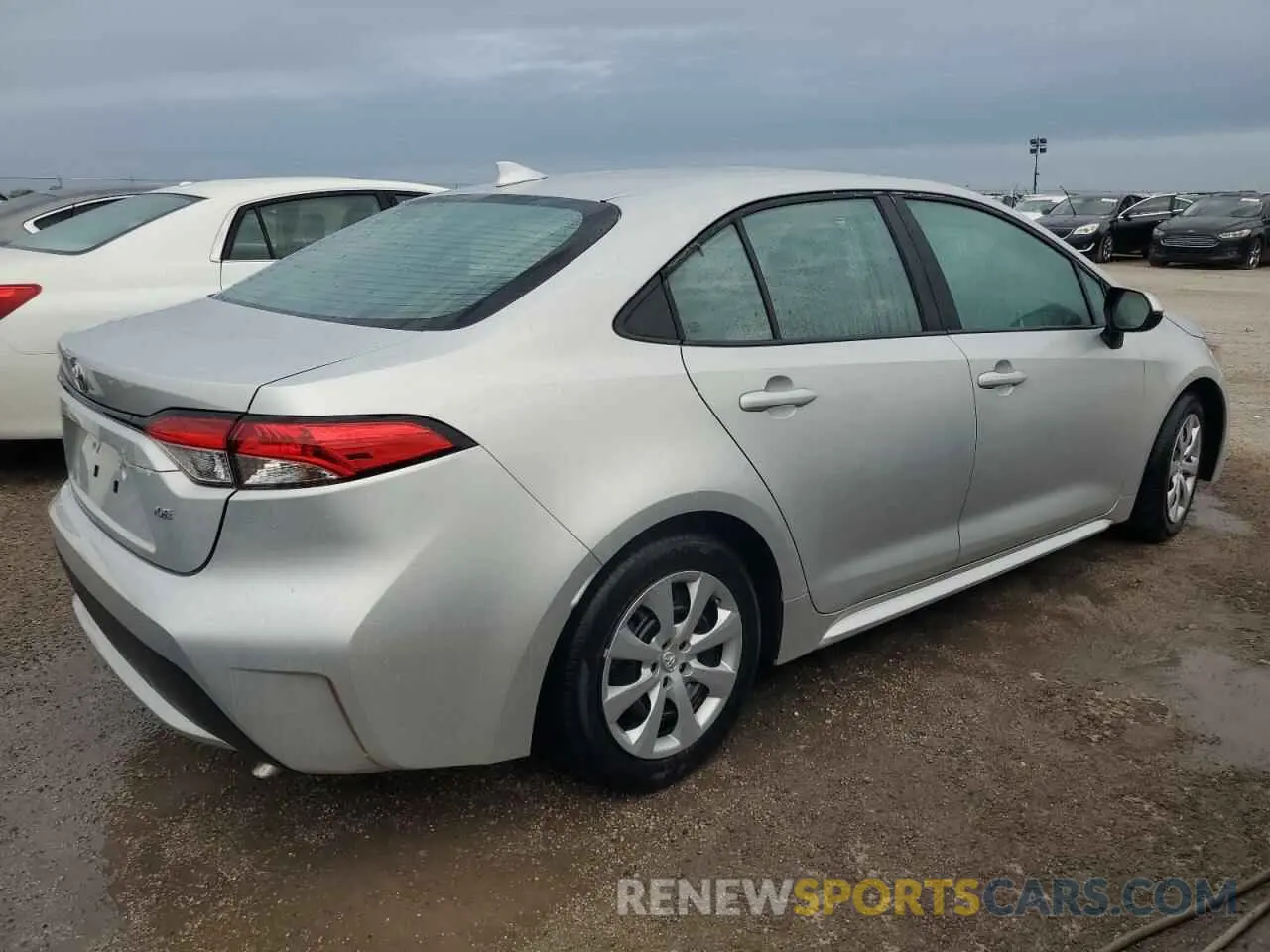3 Photograph of a damaged car 5YFEPMAE7MP226082 TOYOTA COROLLA 2021