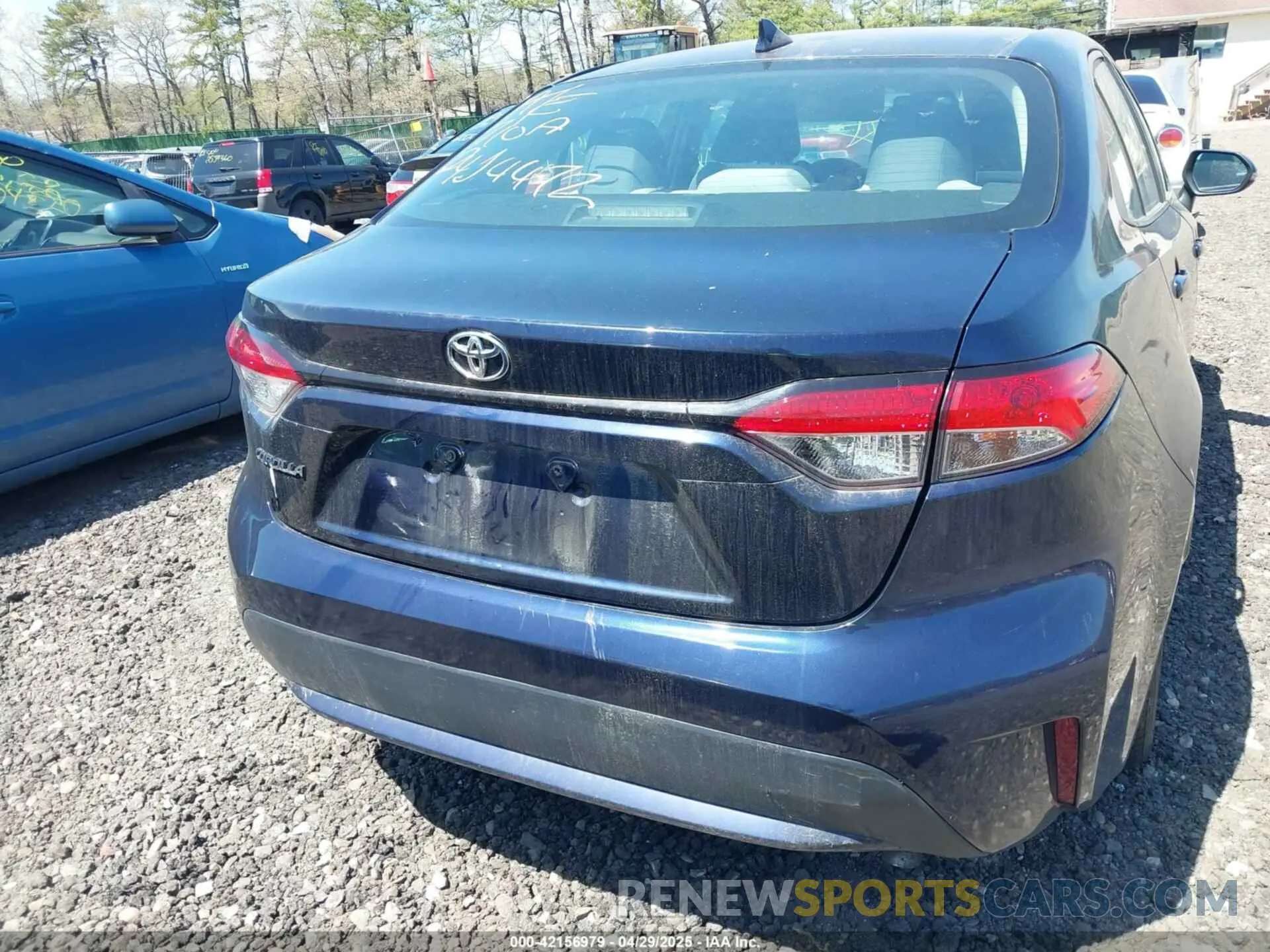 15 Photograph of a damaged car 5YFEPMAE7MP227894 TOYOTA COROLLA 2021