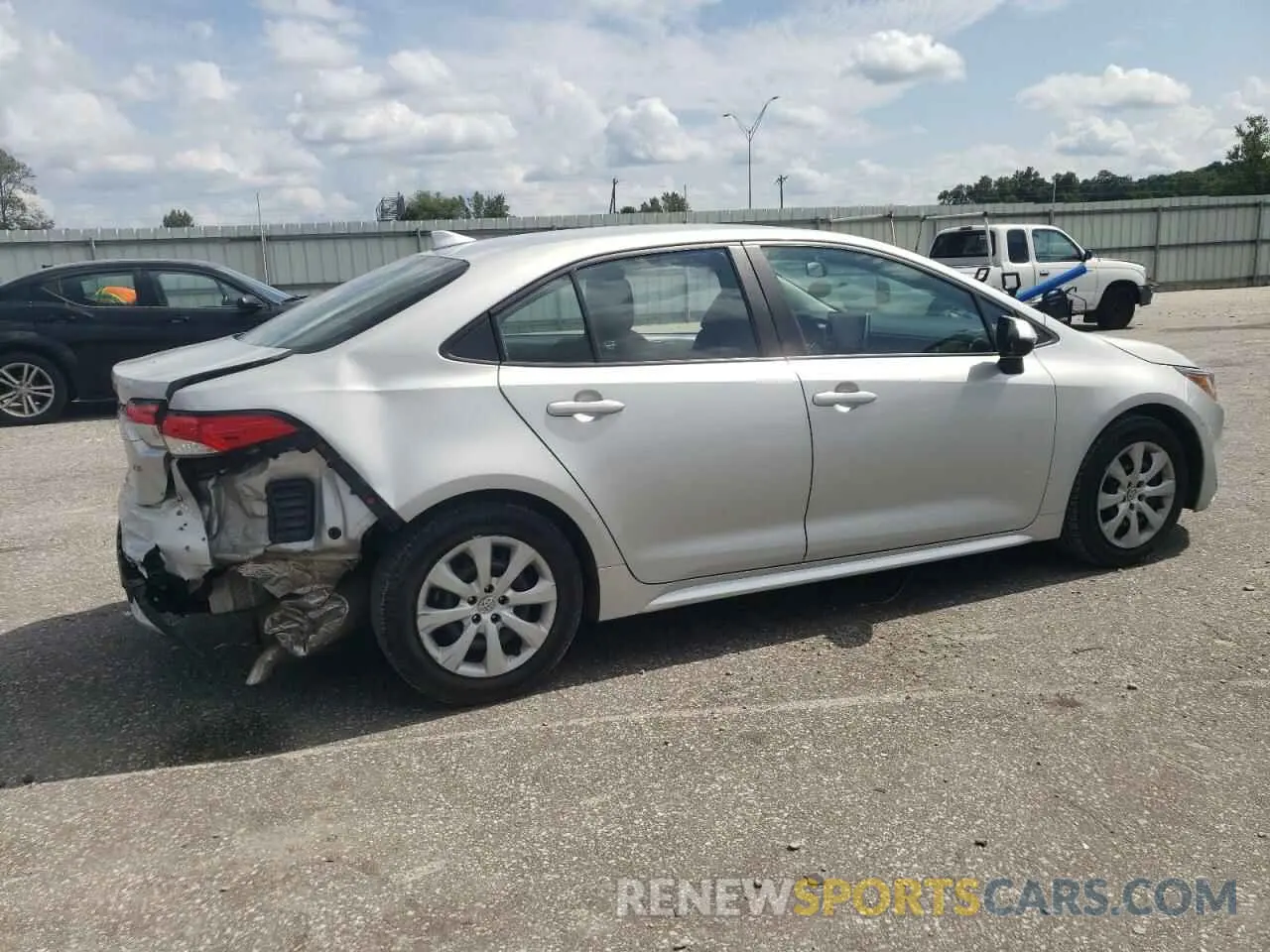 3 Photograph of a damaged car 5YFEPMAE7MP234814 TOYOTA COROLLA 2021