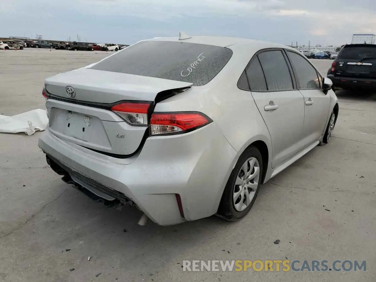 4 Photograph of a damaged car 5YFEPMAE7MP235218 TOYOTA COROLLA 2021