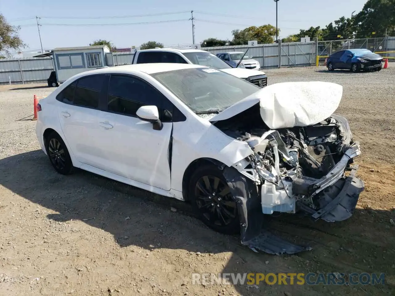 4 Photograph of a damaged car 5YFEPMAE7MP241990 TOYOTA COROLLA 2021