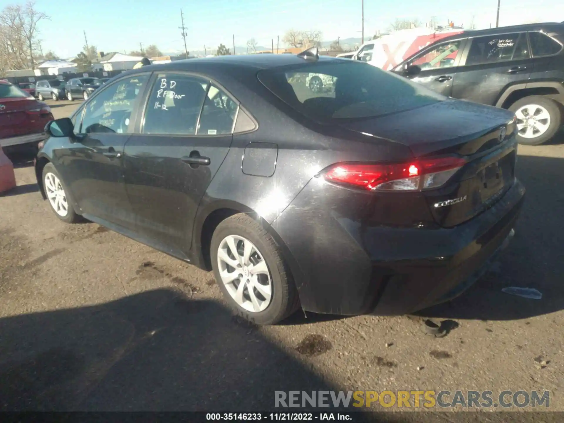 3 Photograph of a damaged car 5YFEPMAE7MP252133 TOYOTA COROLLA 2021