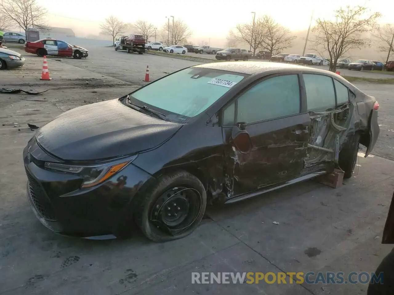 1 Photograph of a damaged car 5YFEPMAE7MP256392 TOYOTA COROLLA 2021