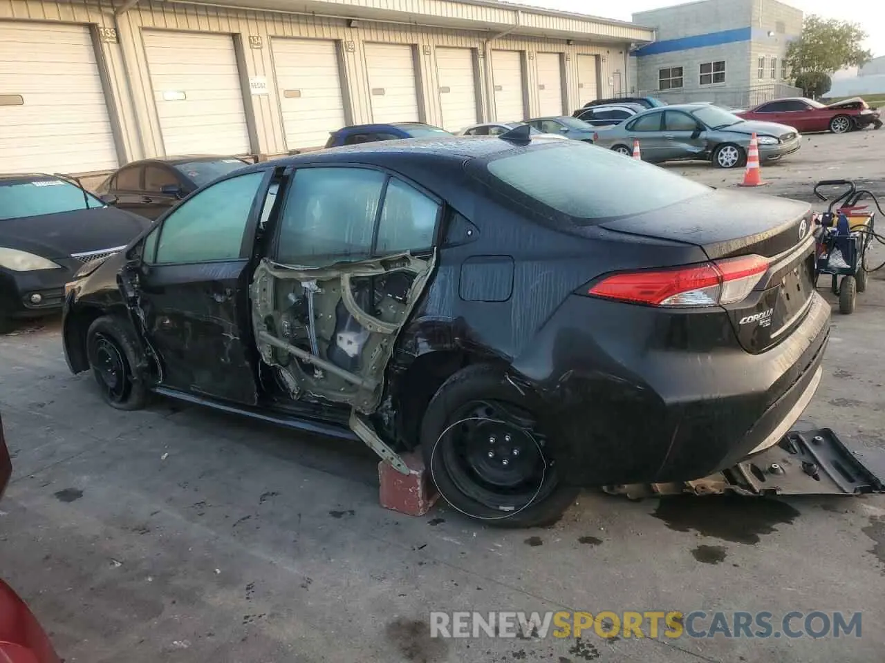 2 Photograph of a damaged car 5YFEPMAE7MP256392 TOYOTA COROLLA 2021