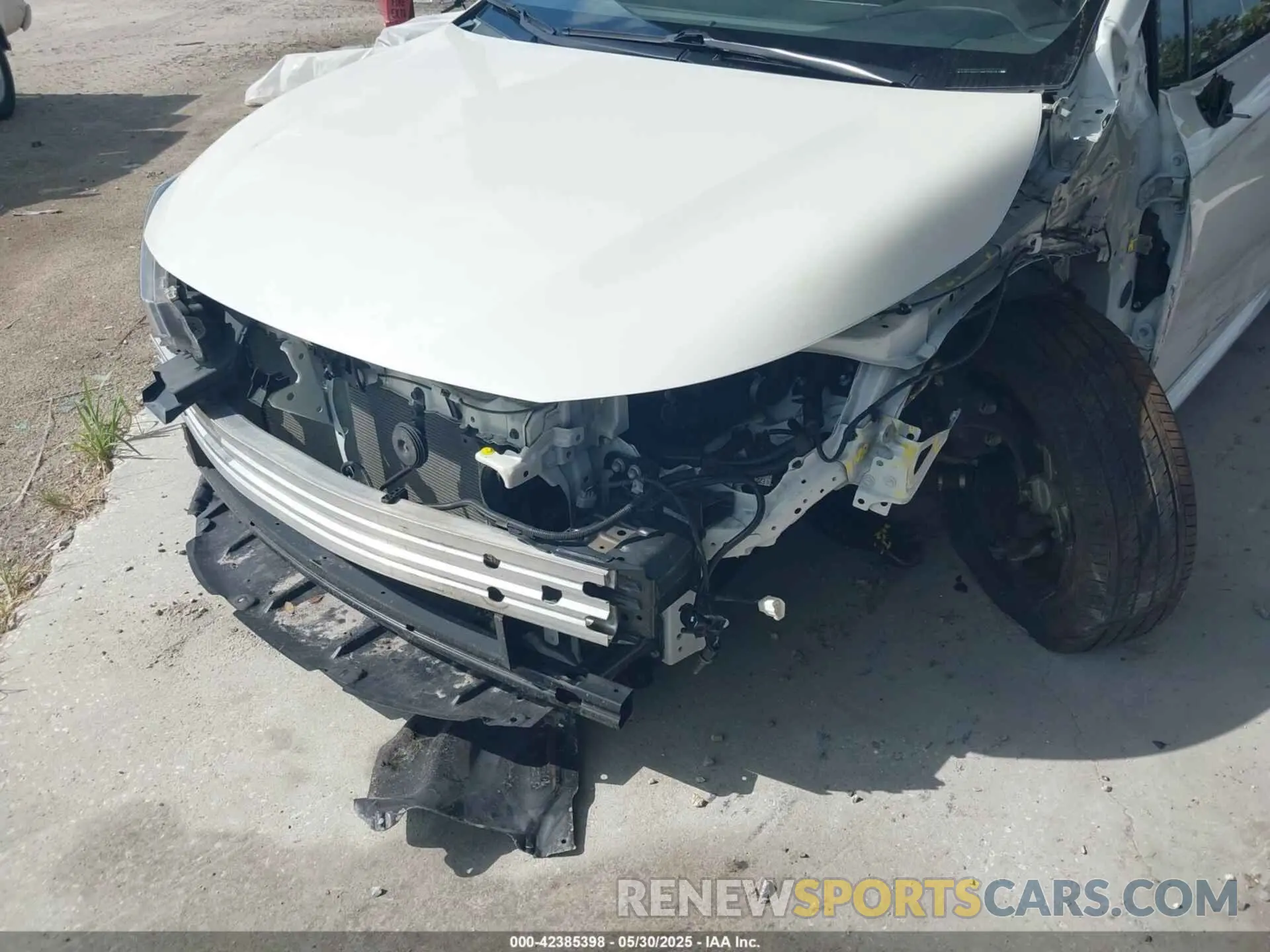 17 Photograph of a damaged car 5YFEPMAE7MP258191 TOYOTA COROLLA 2021