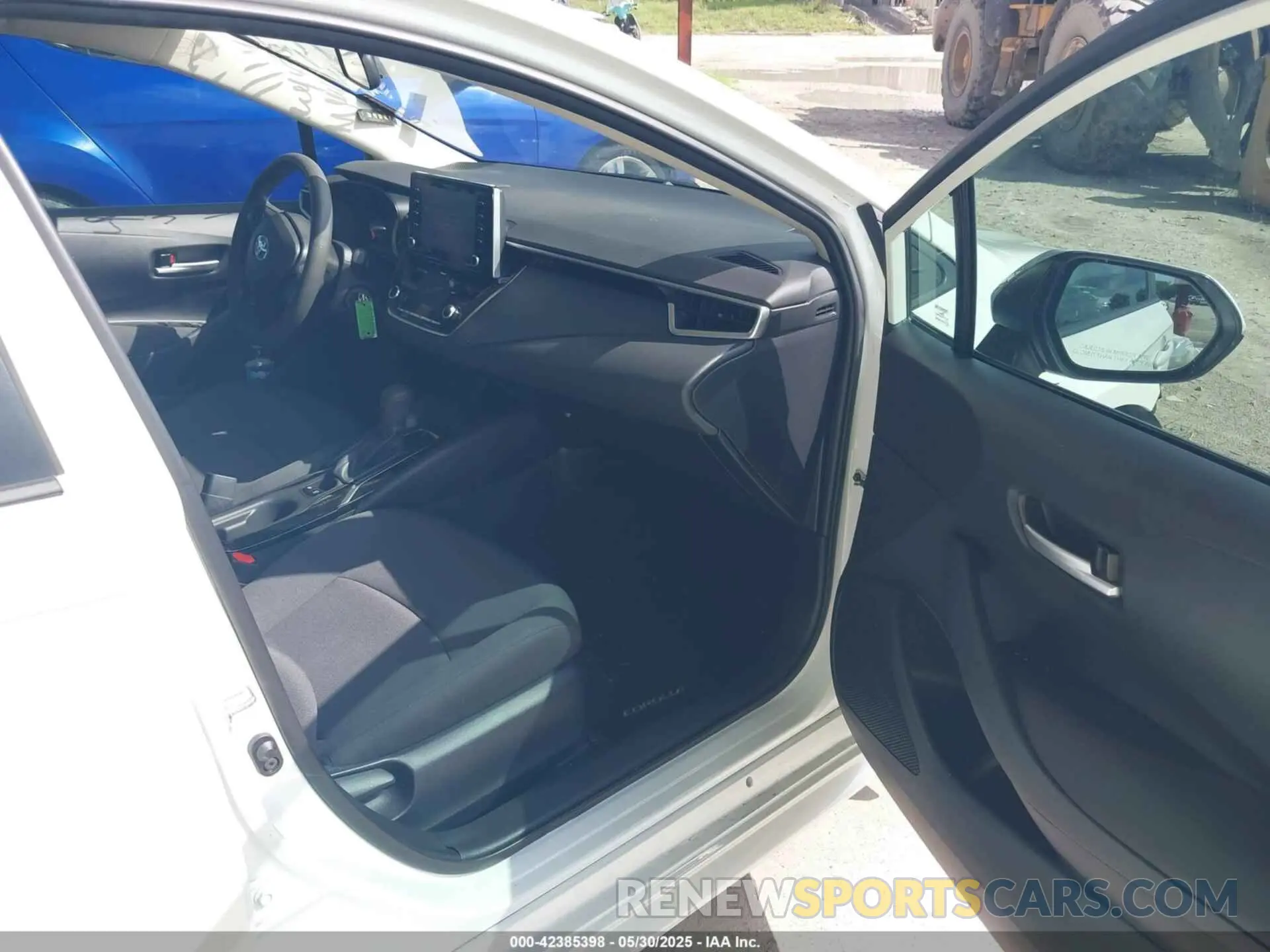 5 Photograph of a damaged car 5YFEPMAE7MP258191 TOYOTA COROLLA 2021