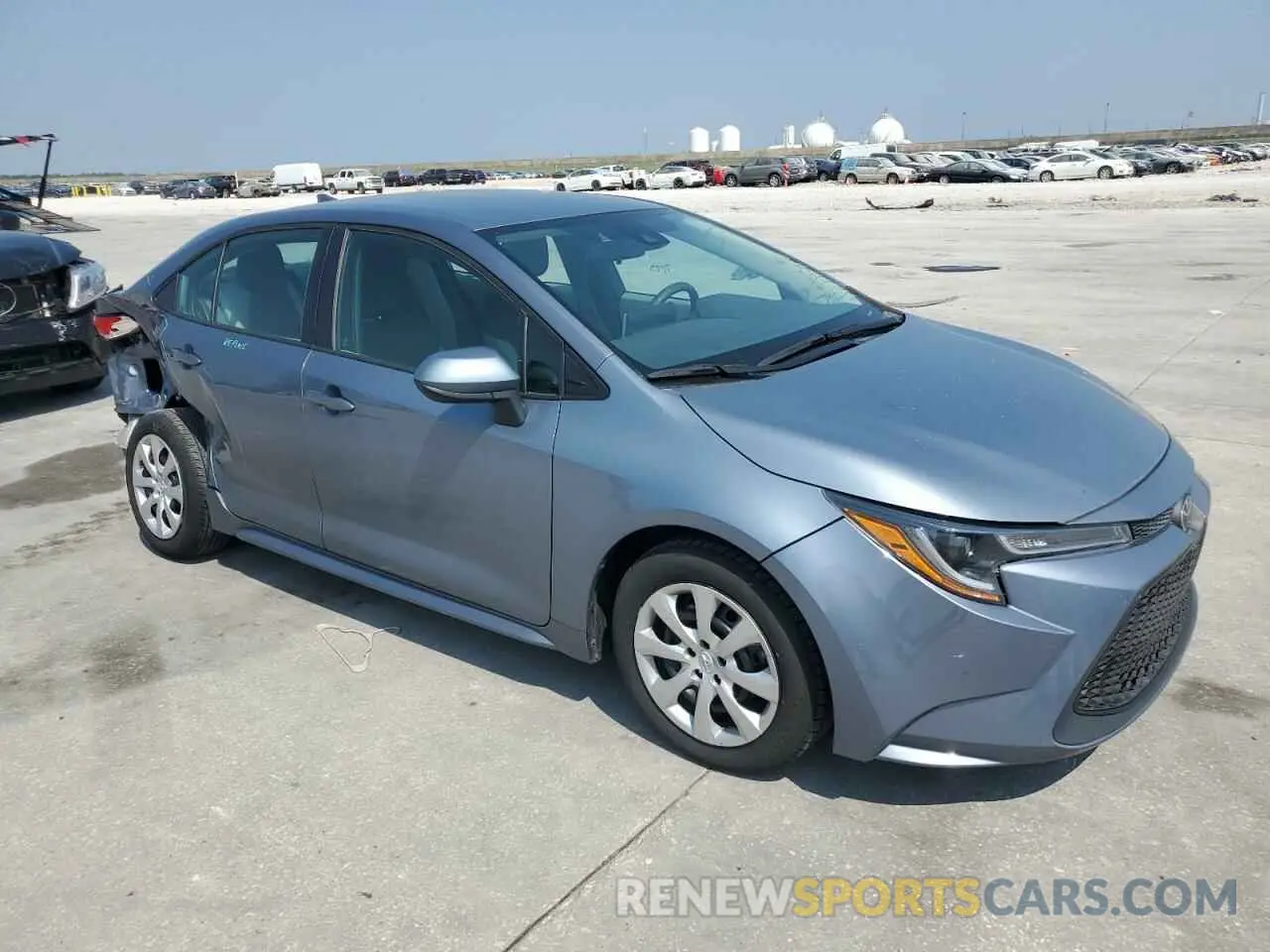 4 Photograph of a damaged car 5YFEPMAE7MP268400 TOYOTA COROLLA 2021