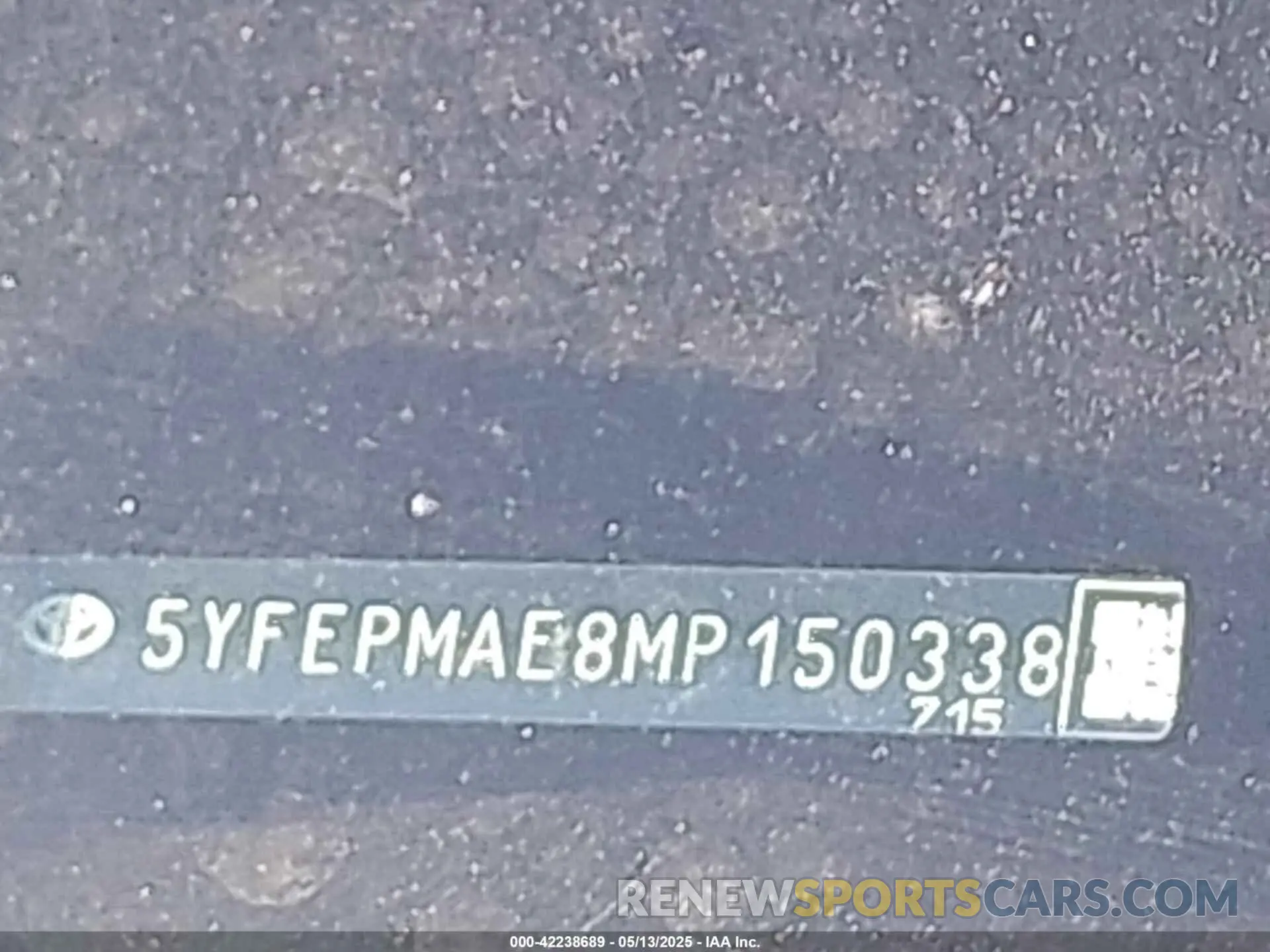 18 Photograph of a damaged car 5YFEPMAE8MP150338 TOYOTA COROLLA 2021