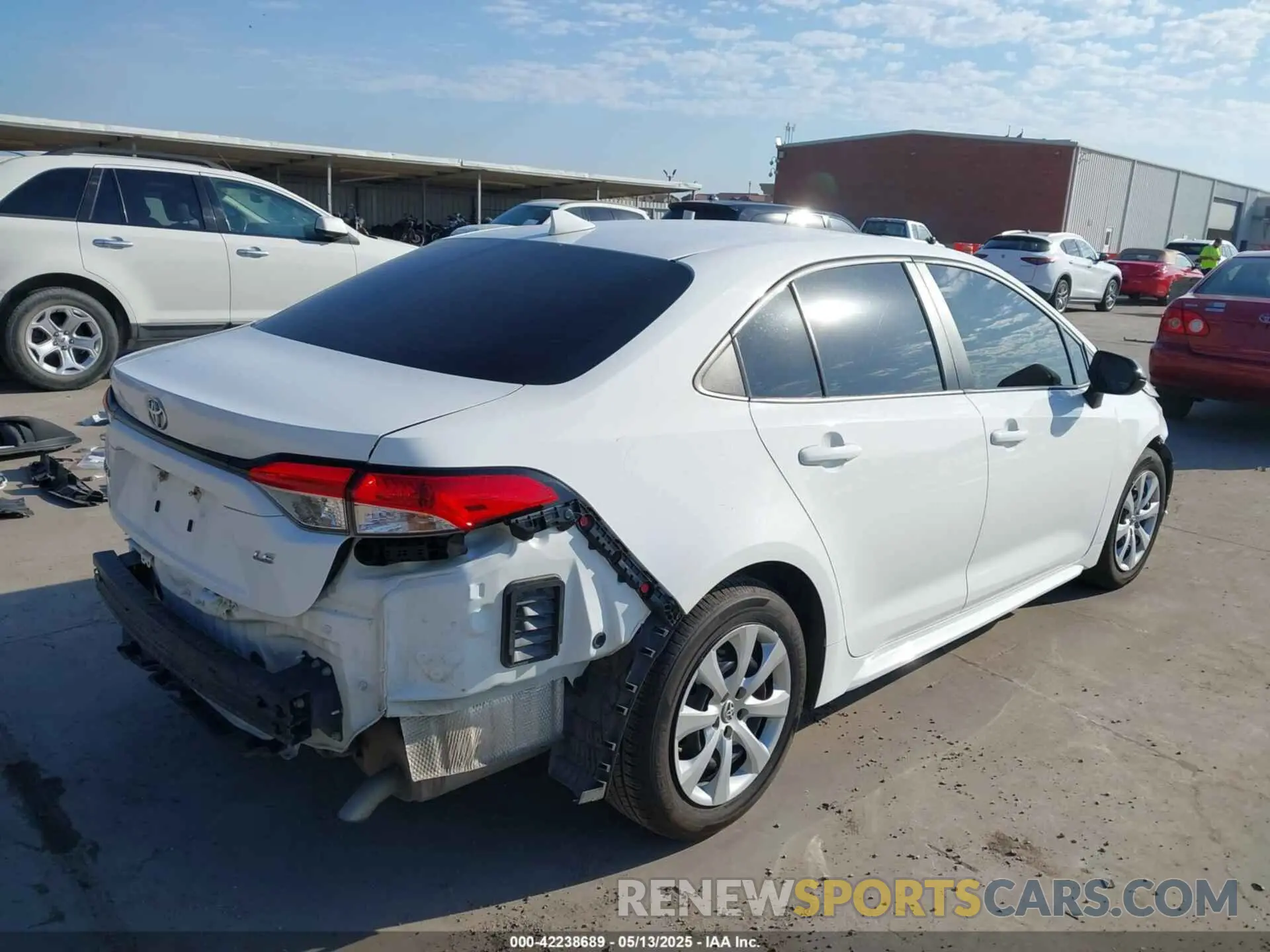 4 Photograph of a damaged car 5YFEPMAE8MP150338 TOYOTA COROLLA 2021