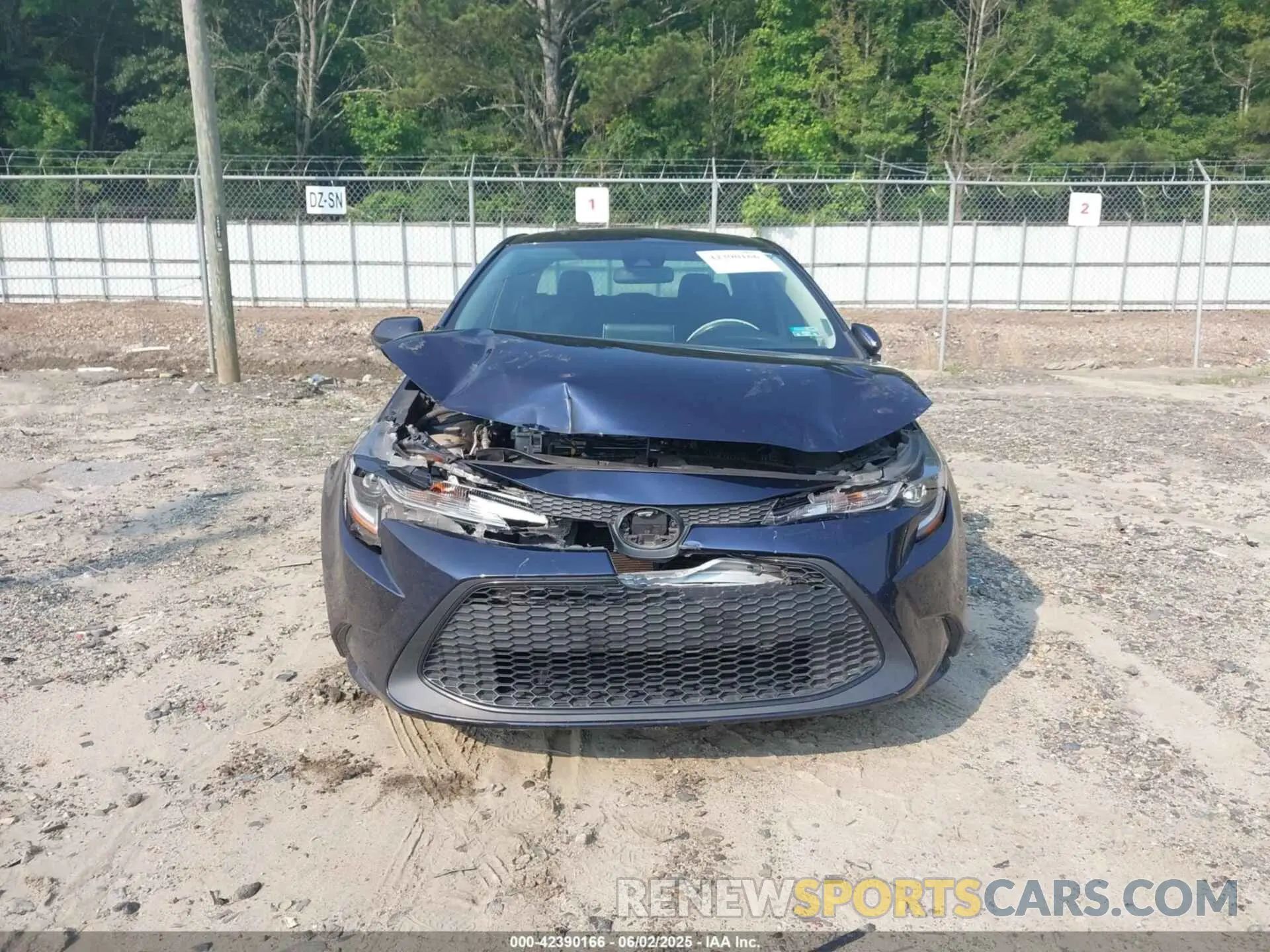 6 Photograph of a damaged car 5YFEPMAE8MP159427 TOYOTA COROLLA 2021