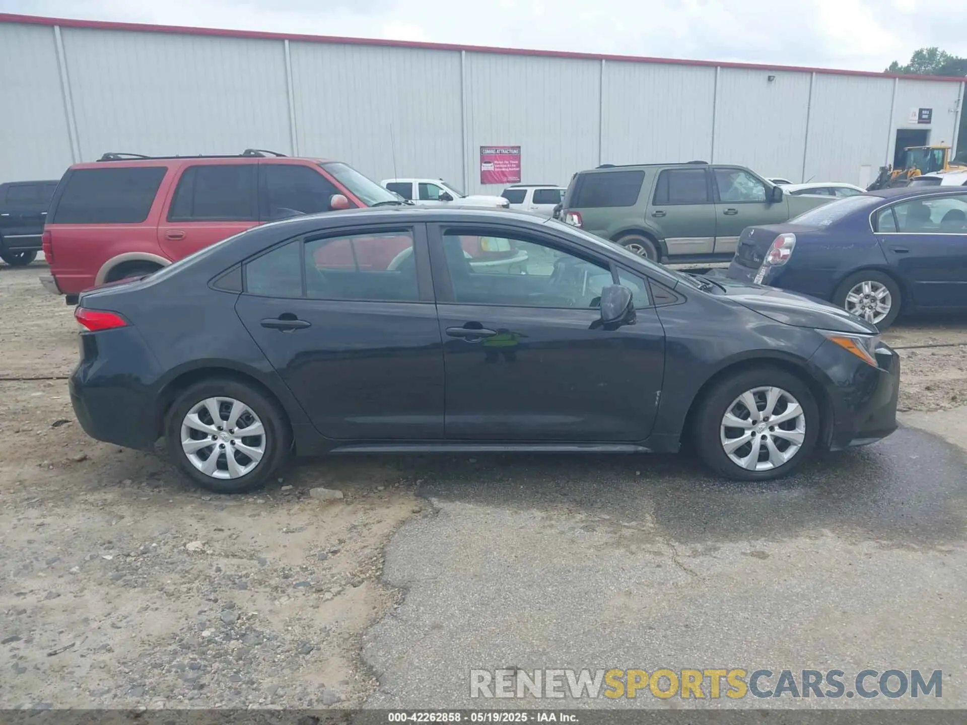 12 Photograph of a damaged car 5YFEPMAE8MP162103 TOYOTA COROLLA 2021