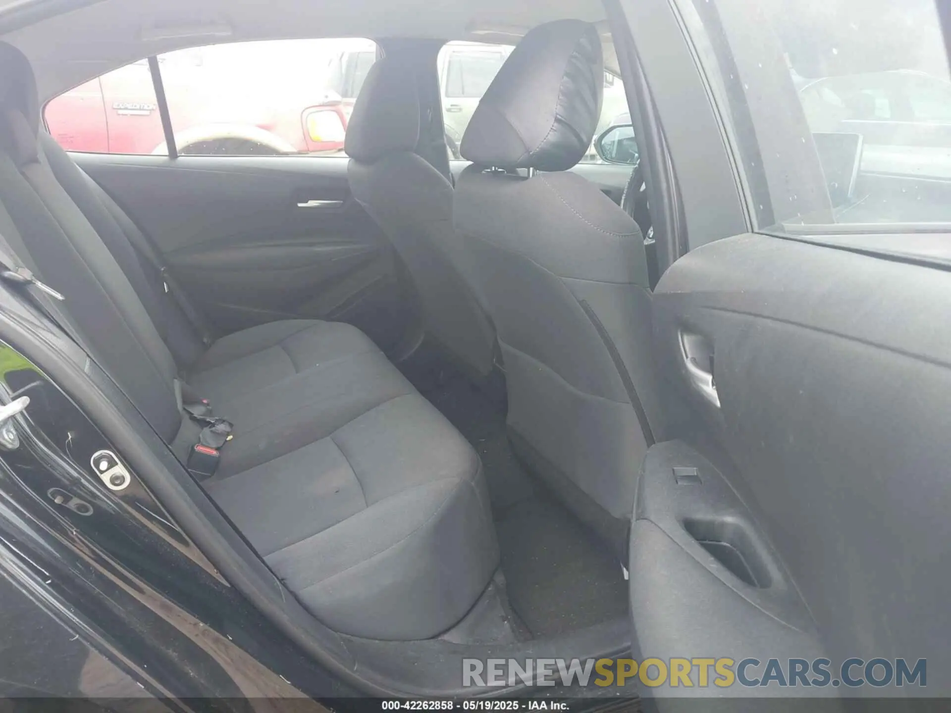 8 Photograph of a damaged car 5YFEPMAE8MP162103 TOYOTA COROLLA 2021