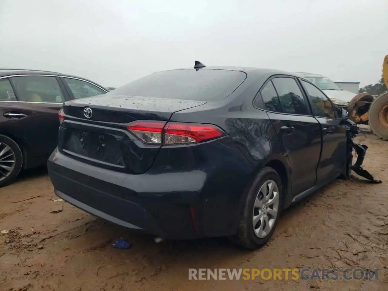 4 Photograph of a damaged car 5YFEPMAE8MP166006 TOYOTA COROLLA 2021