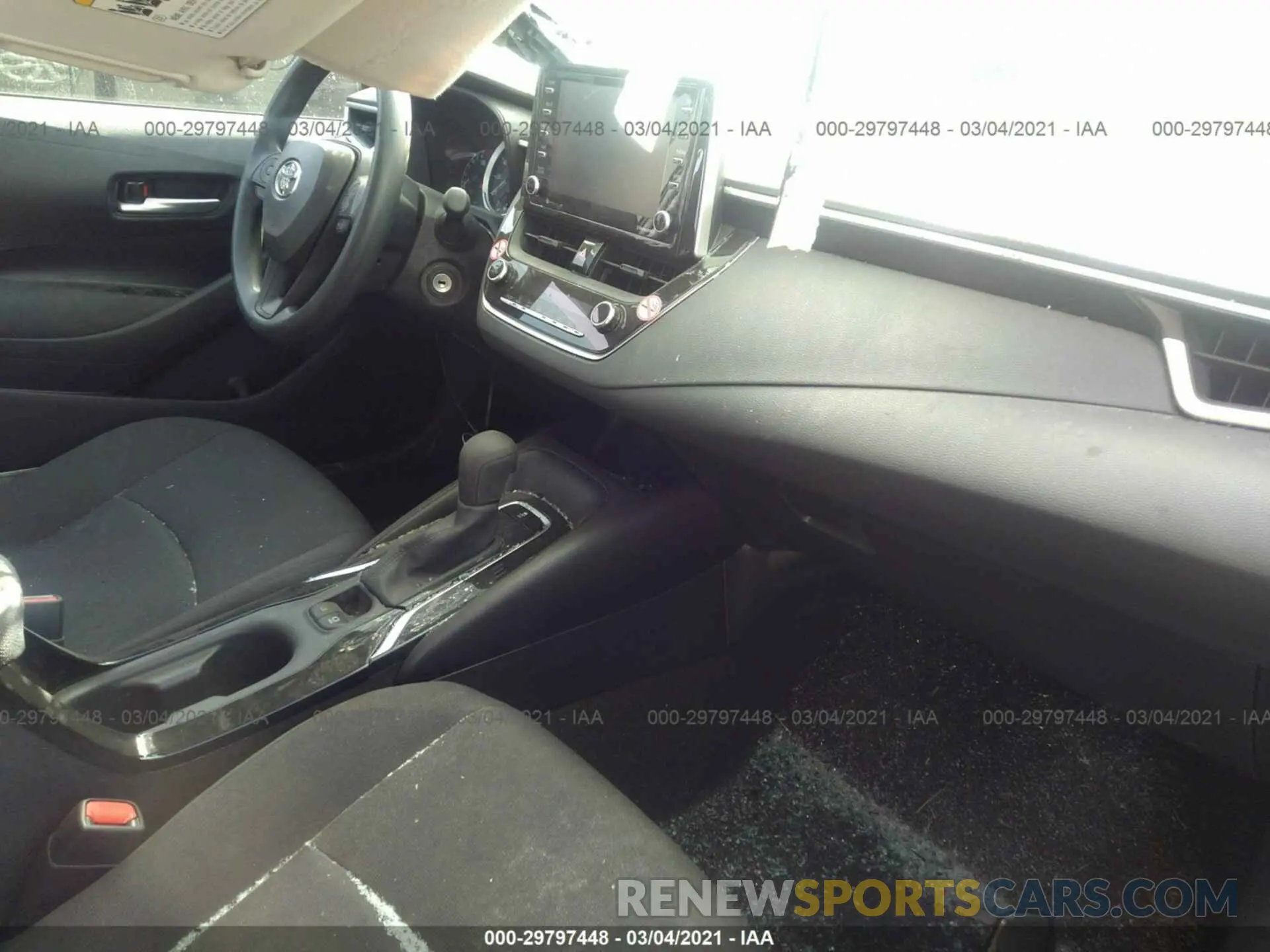 5 Photograph of a damaged car 5YFEPMAE8MP168502 TOYOTA COROLLA 2021