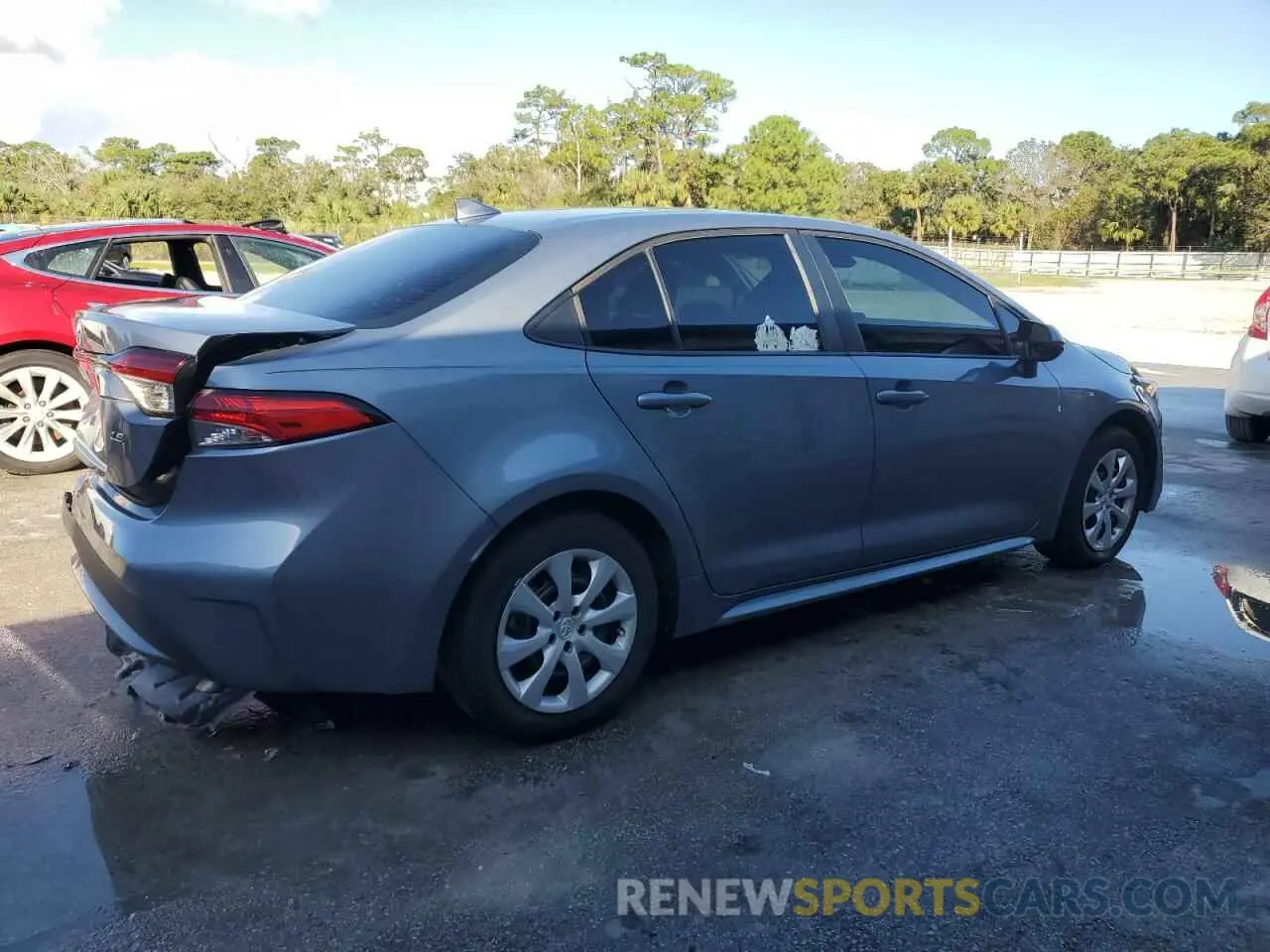 3 Photograph of a damaged car 5YFEPMAE8MP171092 TOYOTA COROLLA 2021