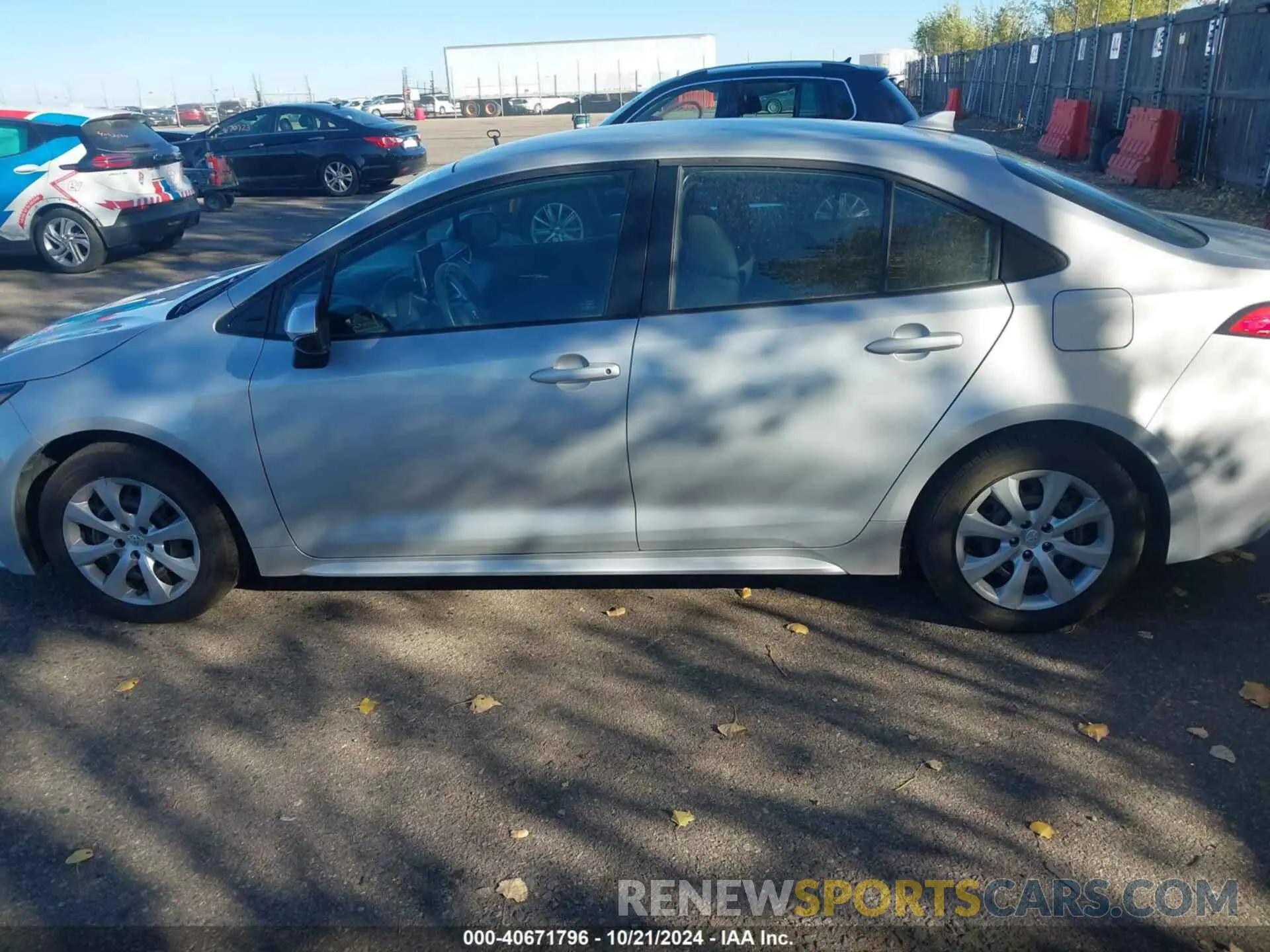 14 Photograph of a damaged car 5YFEPMAE8MP183923 TOYOTA COROLLA 2021