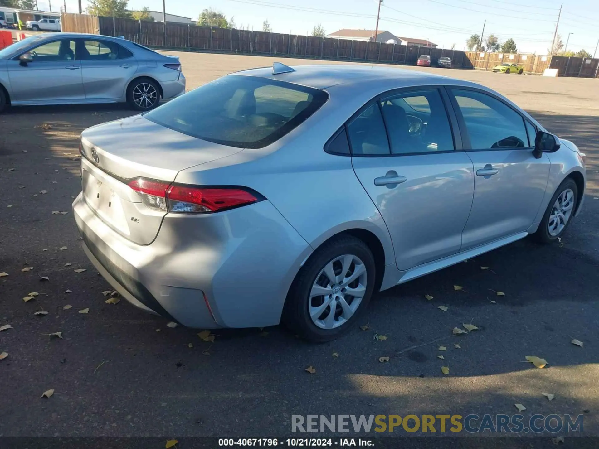 4 Photograph of a damaged car 5YFEPMAE8MP183923 TOYOTA COROLLA 2021