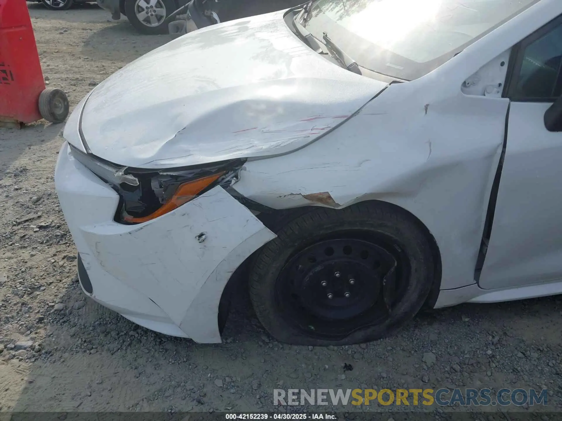 6 Photograph of a damaged car 5YFEPMAE8MP184585 TOYOTA COROLLA 2021