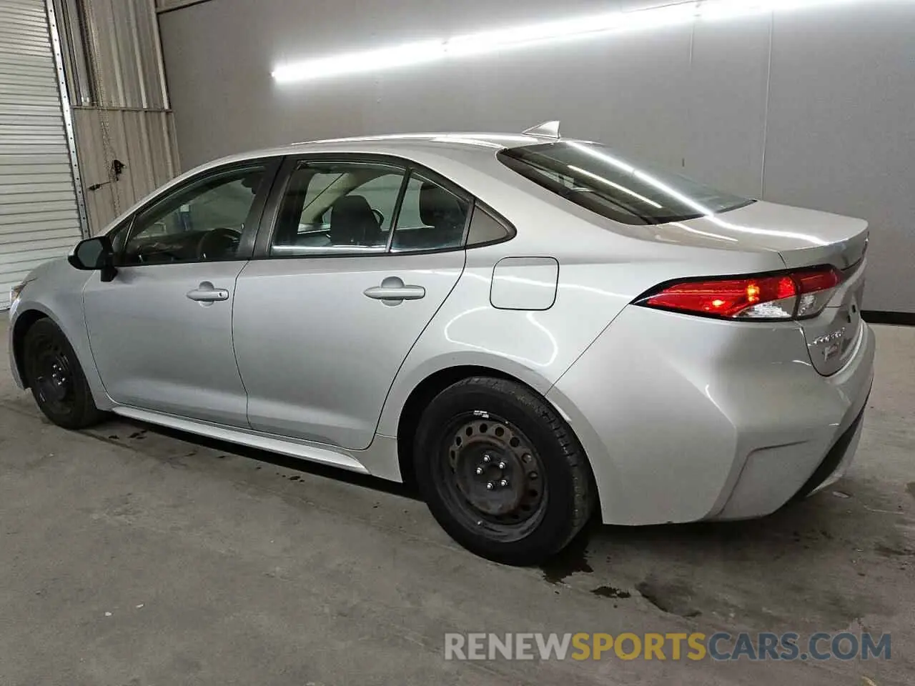 2 Photograph of a damaged car 5YFEPMAE8MP184649 TOYOTA COROLLA 2021