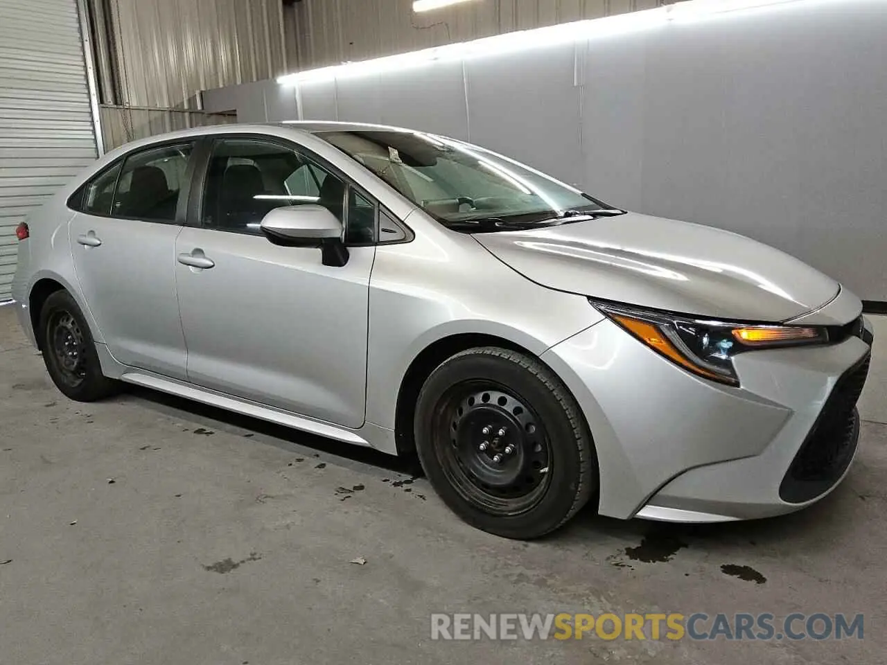 4 Photograph of a damaged car 5YFEPMAE8MP184649 TOYOTA COROLLA 2021