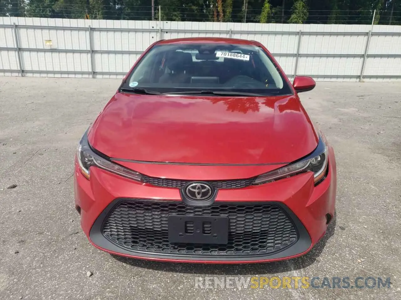 5 Photograph of a damaged car 5YFEPMAE8MP185428 TOYOTA COROLLA 2021